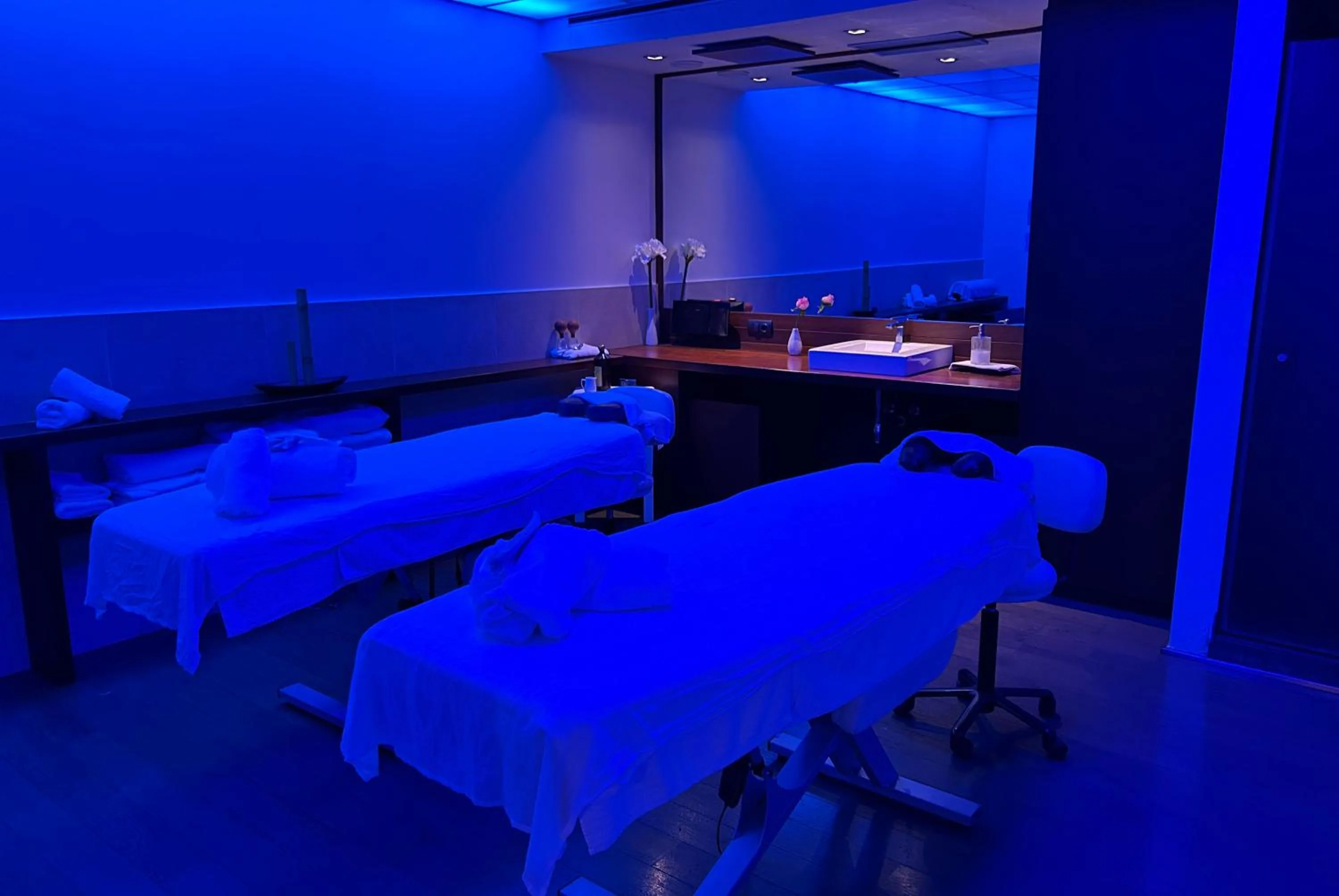 Spa and wellness centre/facilities in Aparthotel Siente Boí & SPA