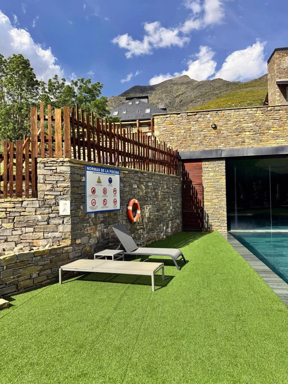 Natural landscape in Aparthotel Siente Boí & SPA