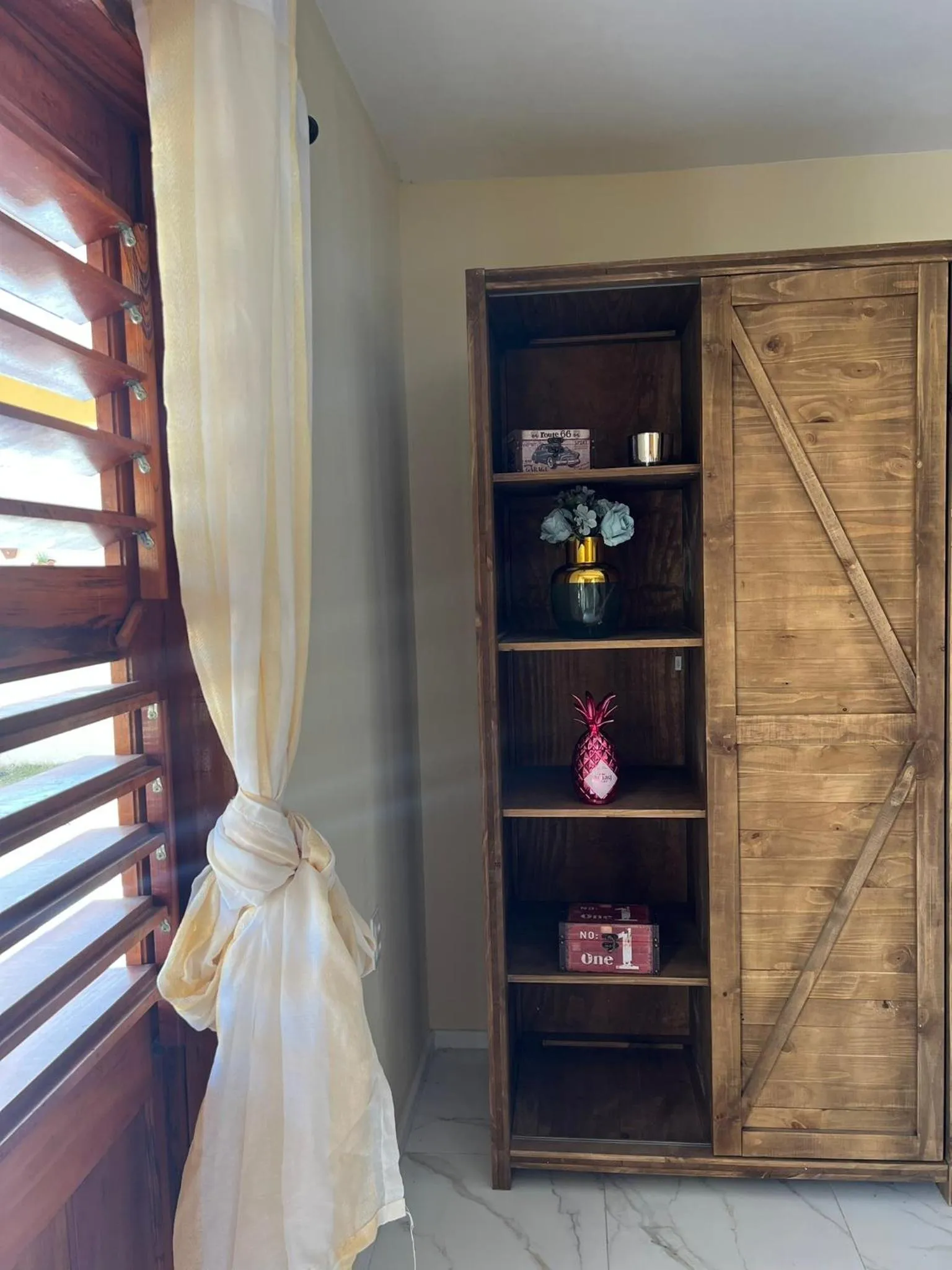 wardrobe in Casa Ferreira Cumbuco