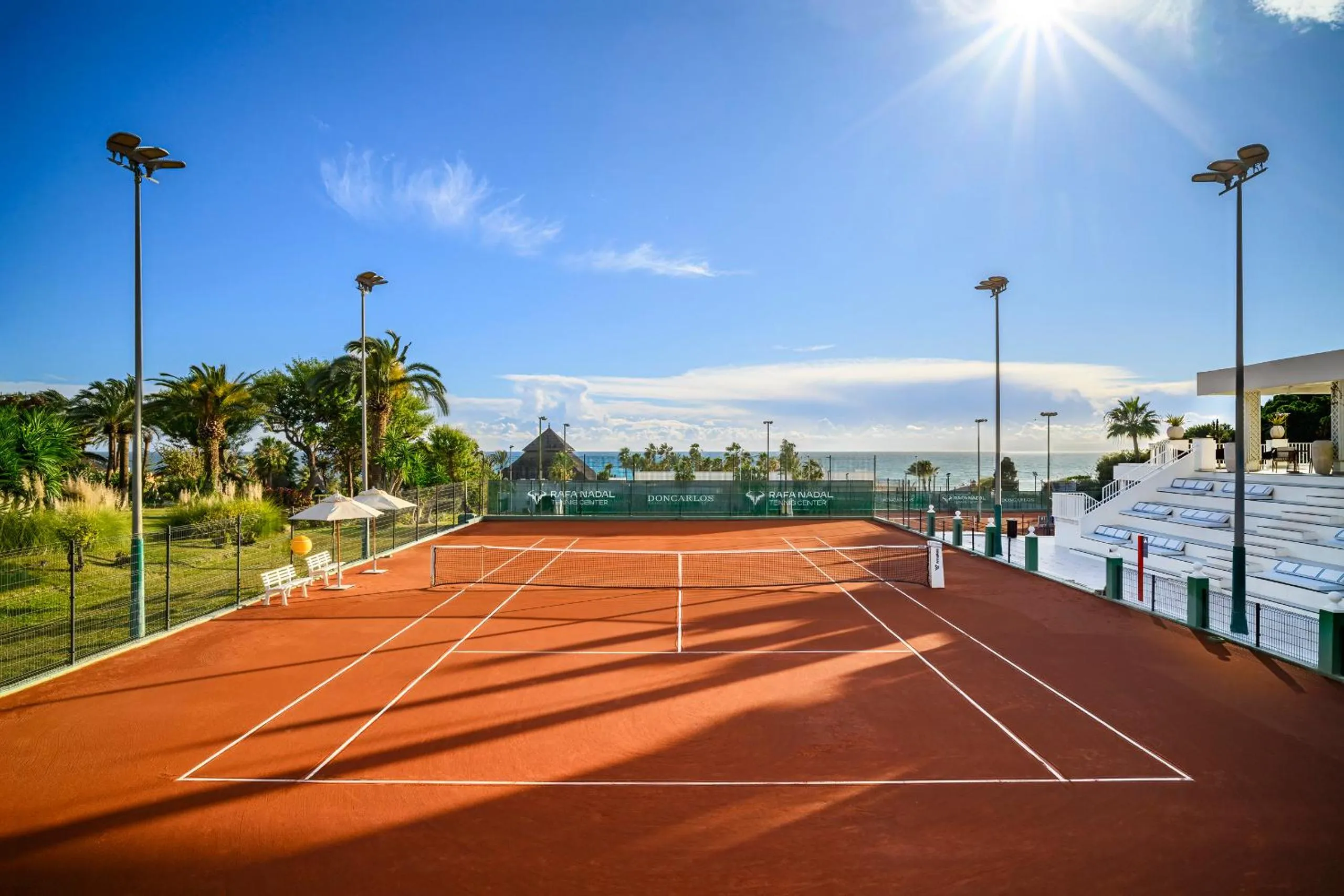 Tennis court in Don Carlos Marbella