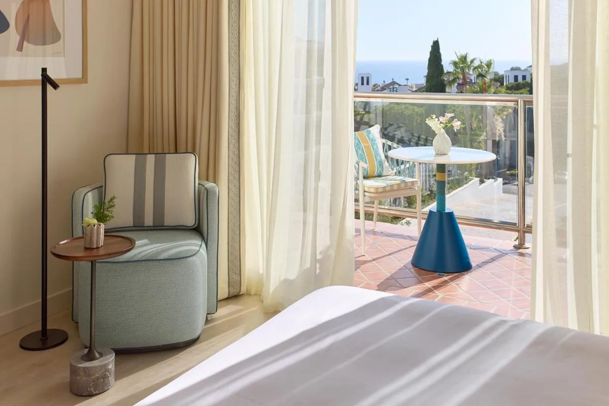 Balcony/Terrace, Bed in Don Carlos Marbella
