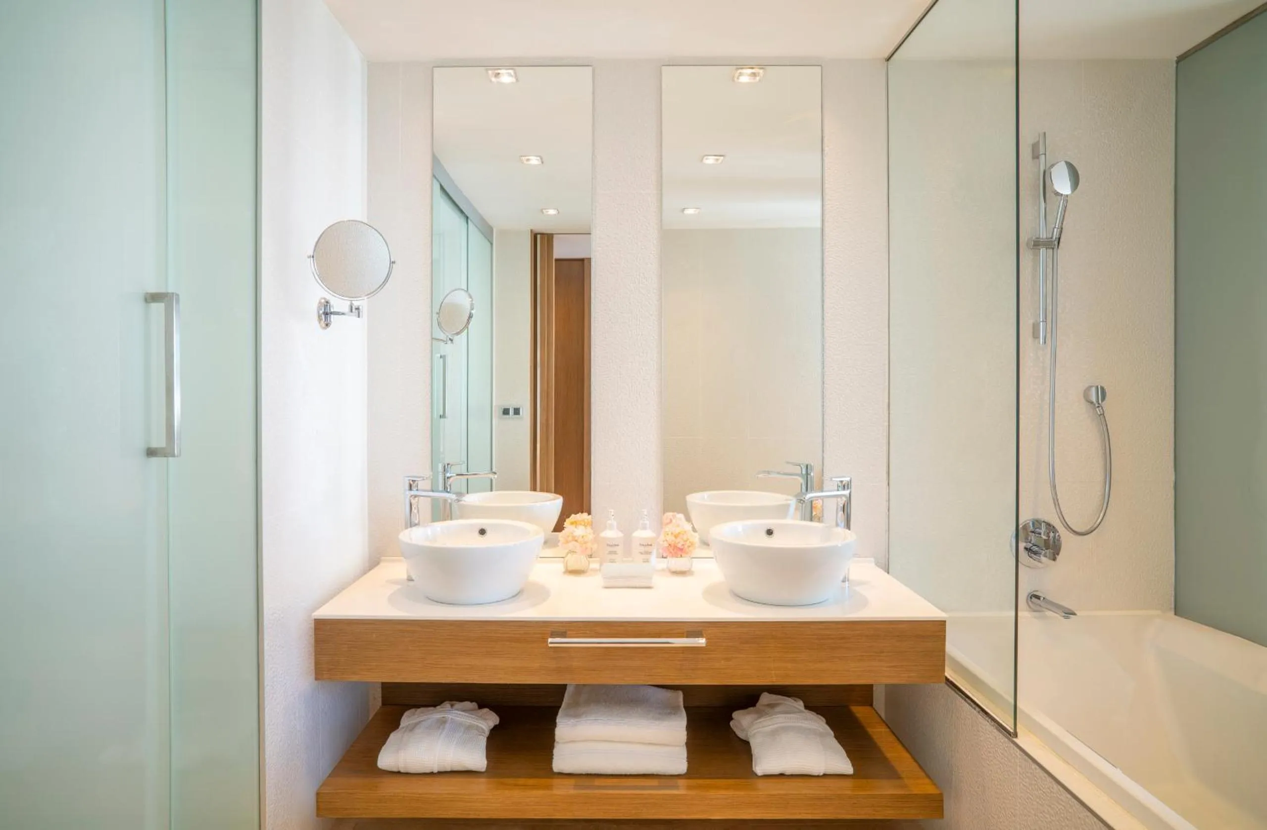 Bathroom in Don Carlos Marbella