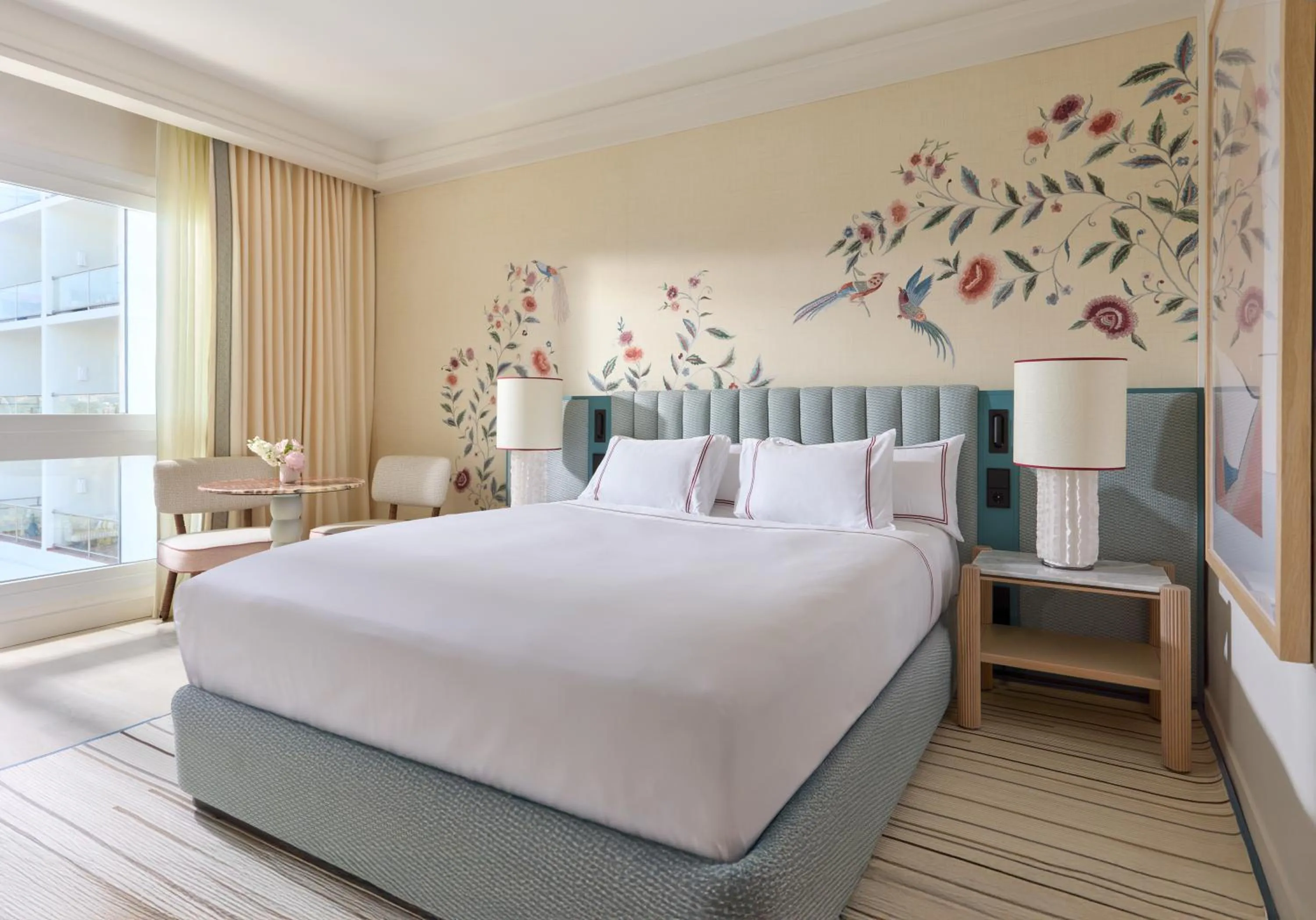 Bed in Don Carlos Marbella