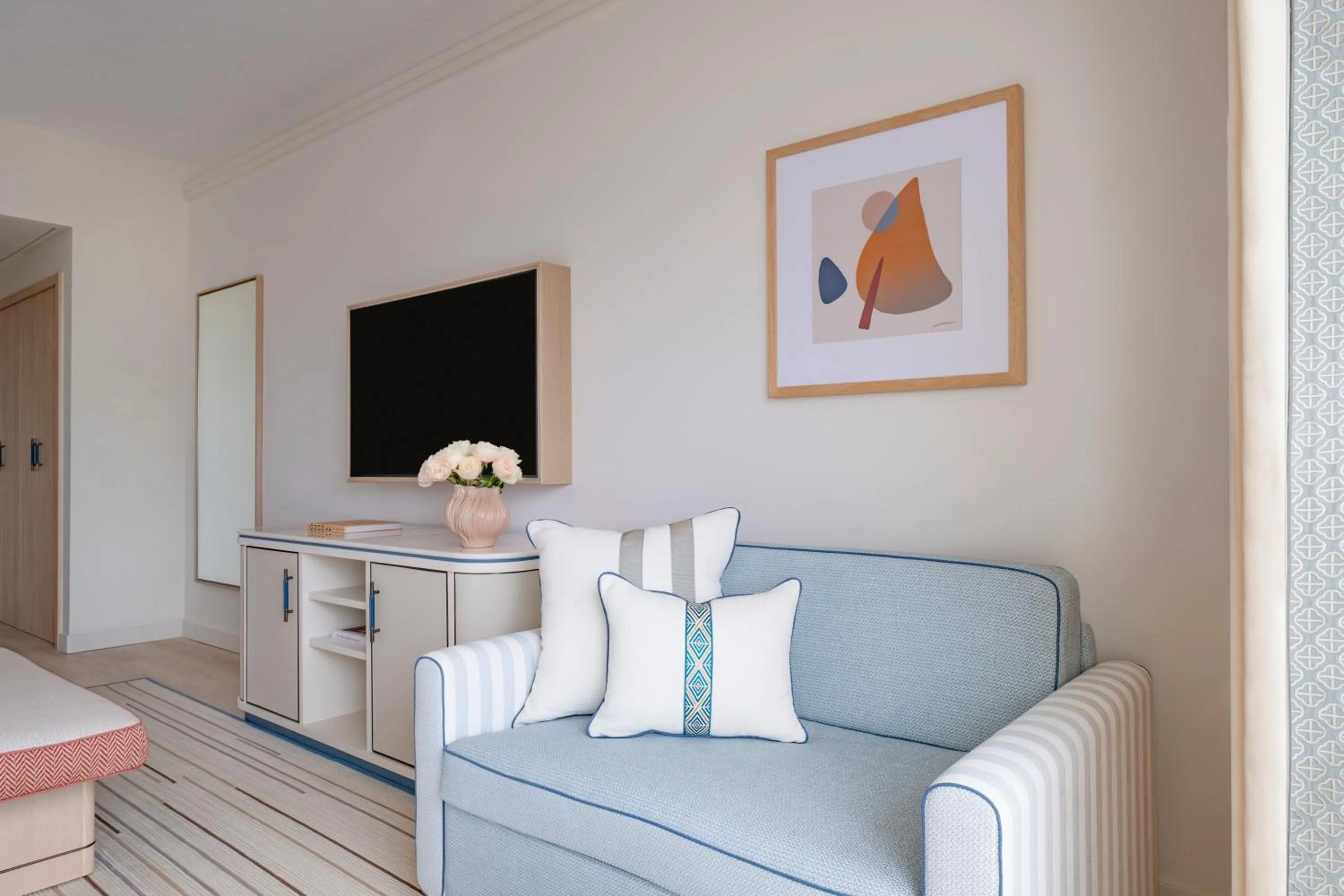 TV and multimedia in Don Carlos Marbella