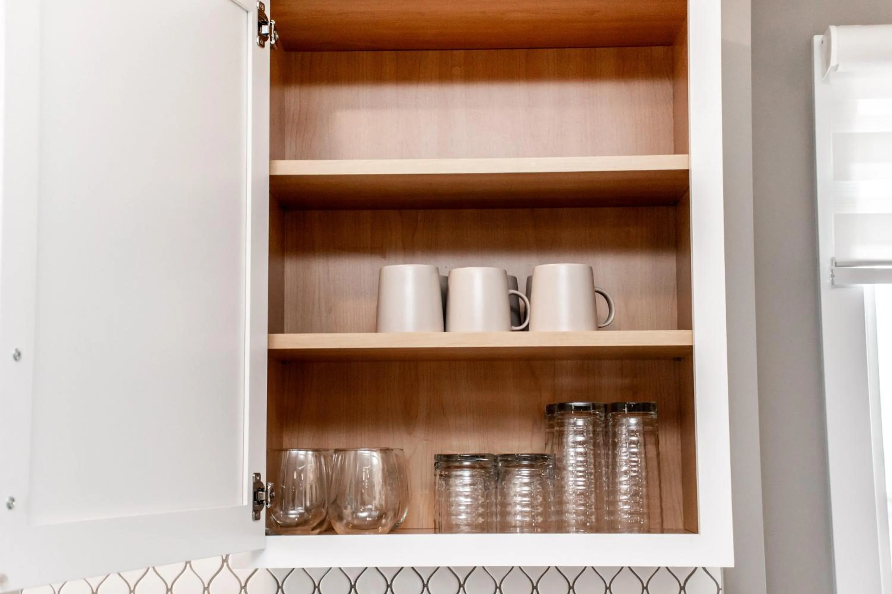 kitchen in Peaceful Oasis Condo, AC, Top Floor, Secure UG Parking, Balcony, King Bed!