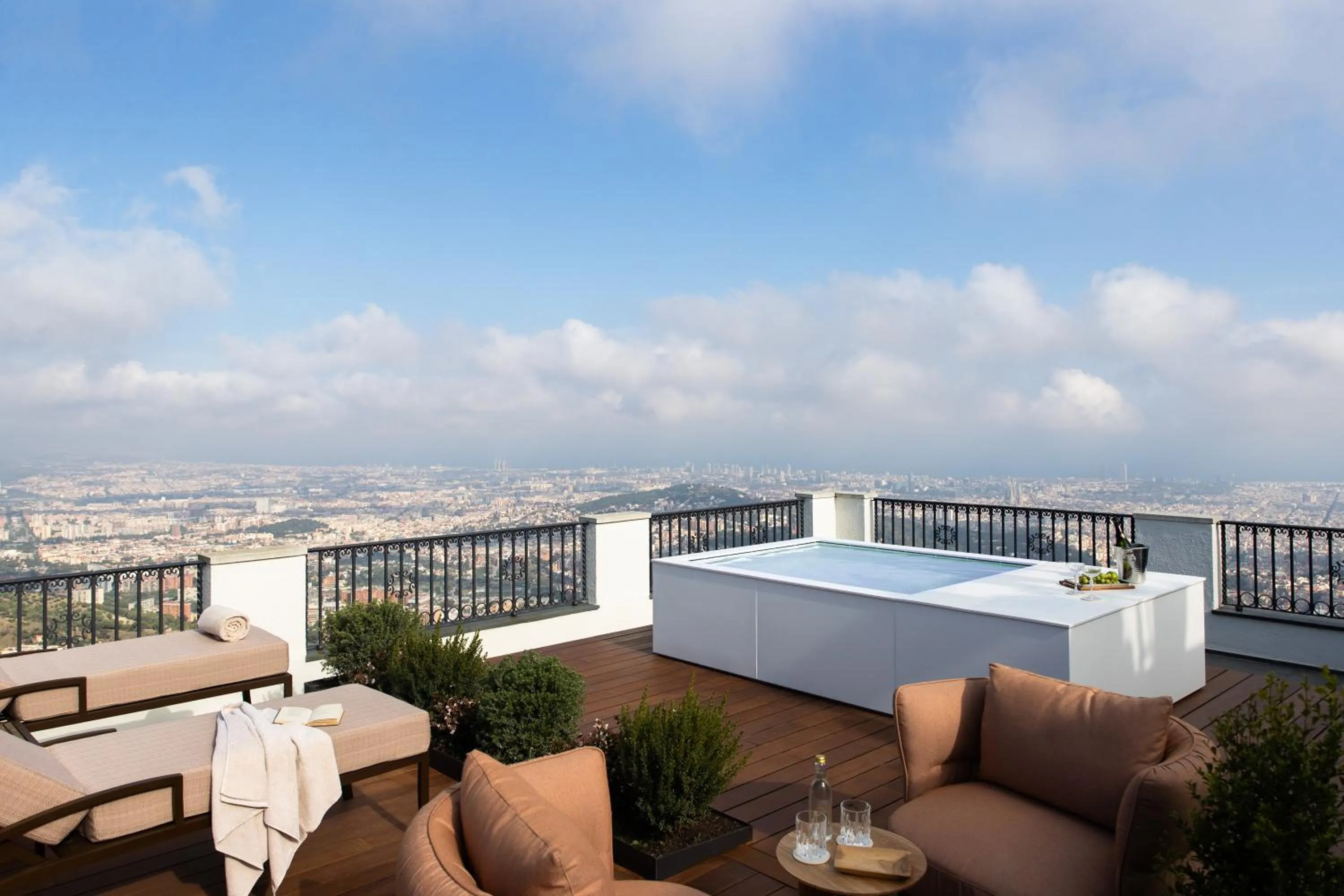 METT Barcelona GL - A Leading Hotel of the World