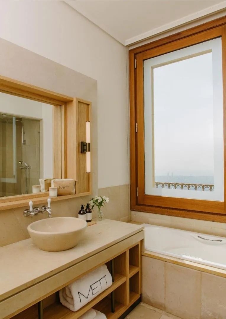 METT Barcelona GL - A Leading Hotel of the World