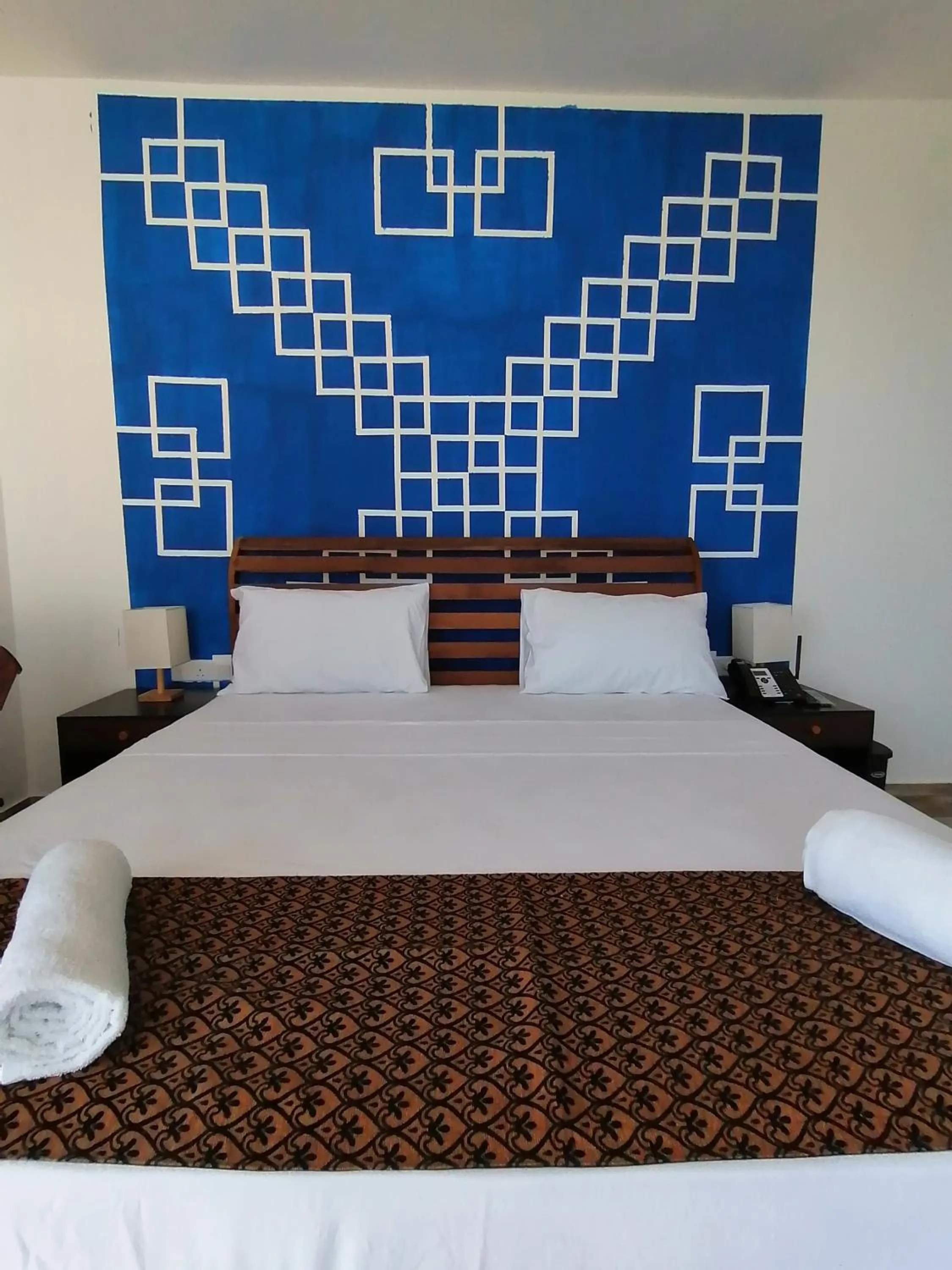Bed in ARA Beach Resort Mirissa