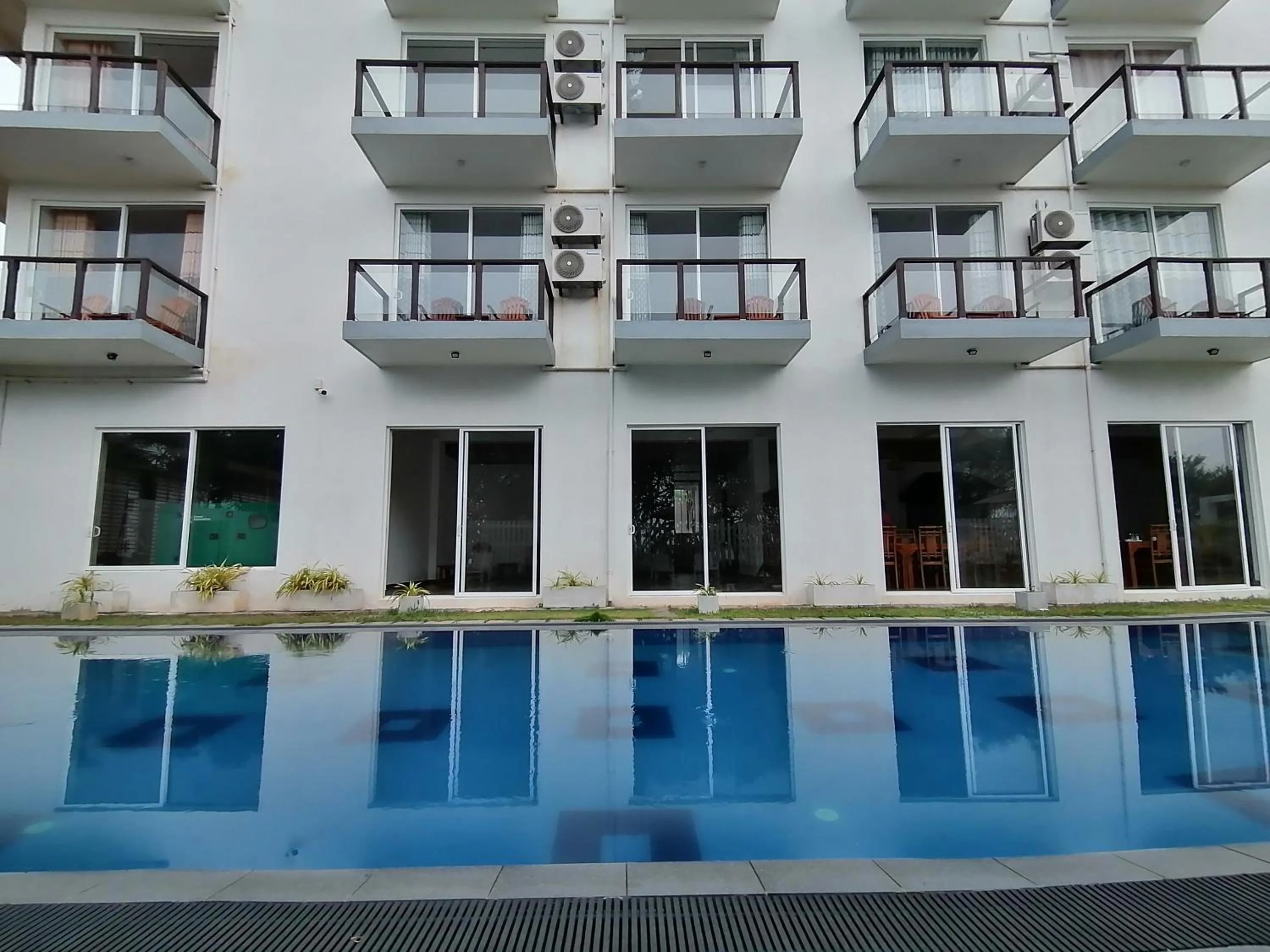 Property building in ARA Beach Resort Mirissa