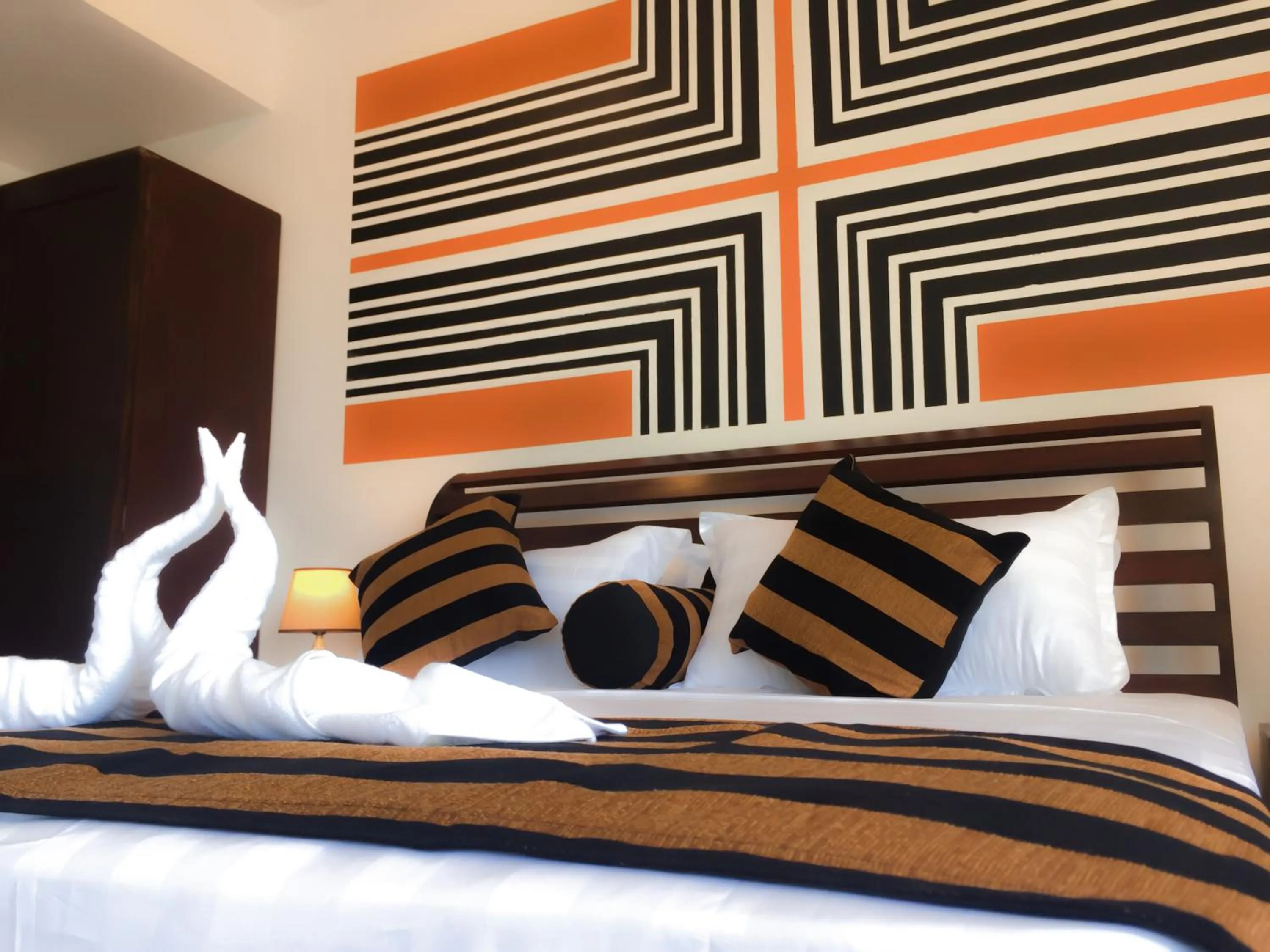 Bed in ARA Beach Resort Mirissa