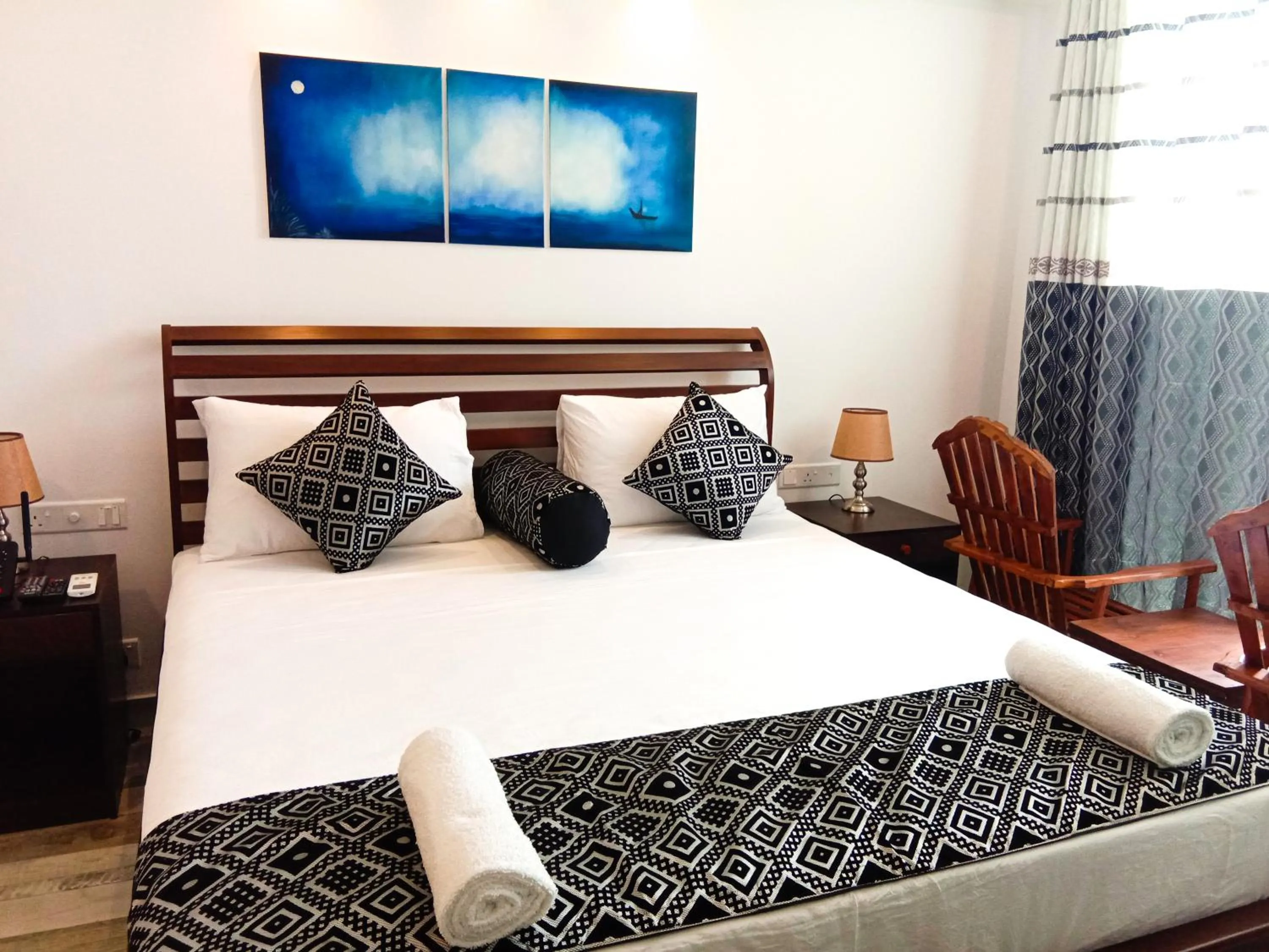 Bed in ARA Beach Resort Mirissa