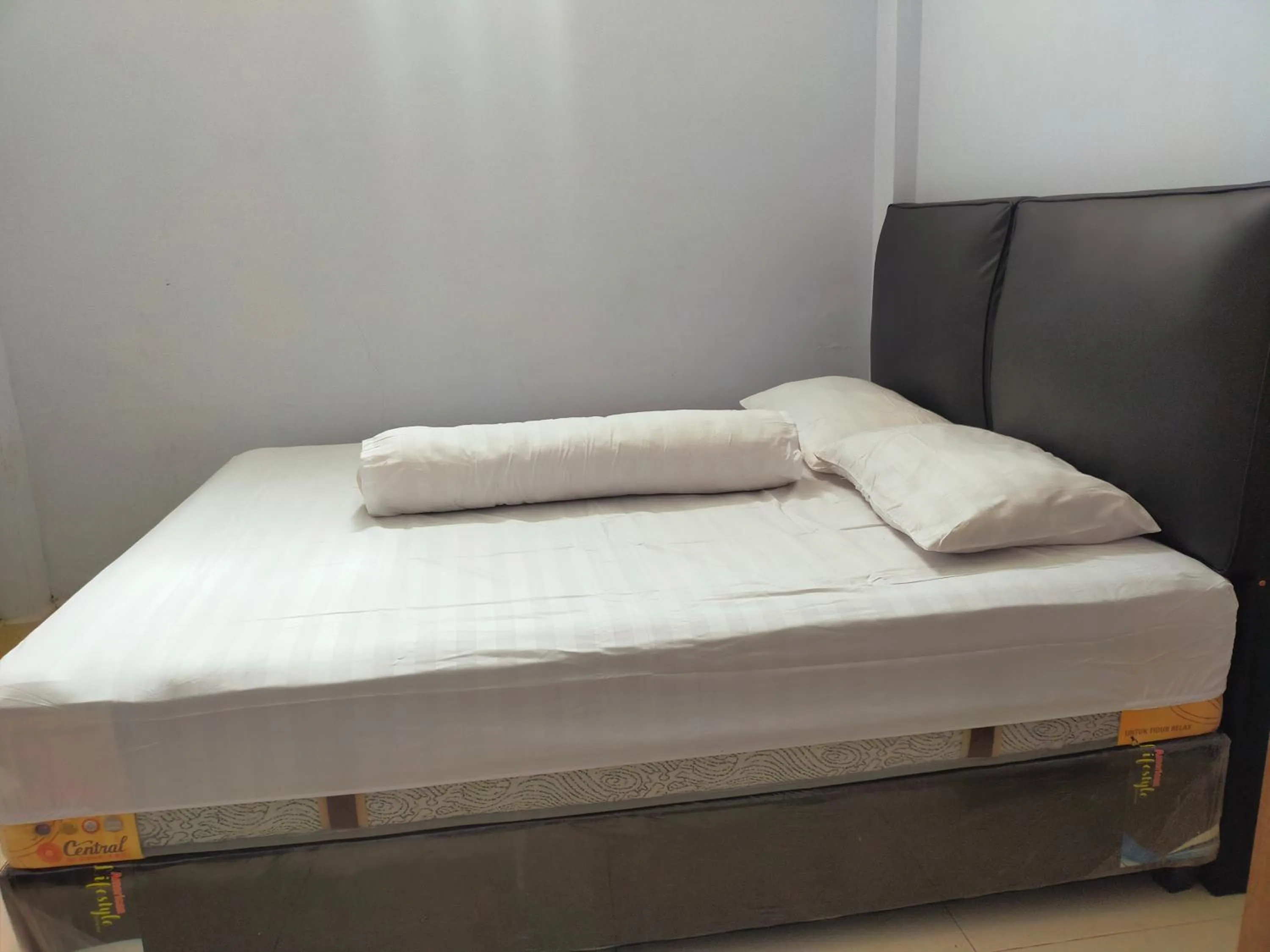 Bedroom, Bed in Inawa Homestay Syariah