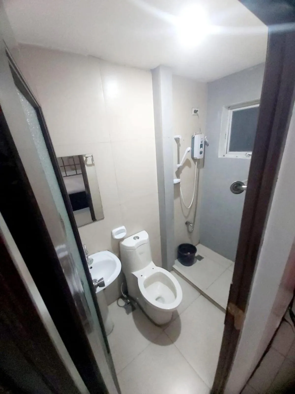 Bathroom in Cosmo Hotel Espana Near Ust