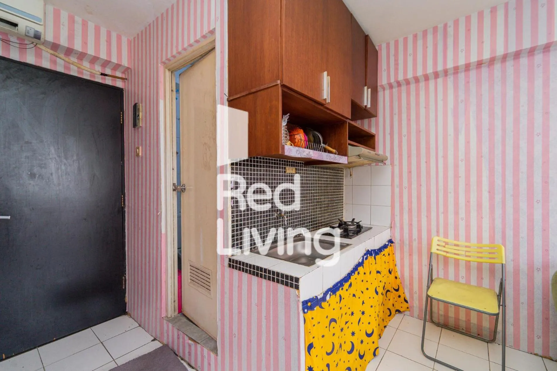 Kitchen or kitchenette in Apartemen Sentra Timur Residence - D Royal Property Tower Kuning