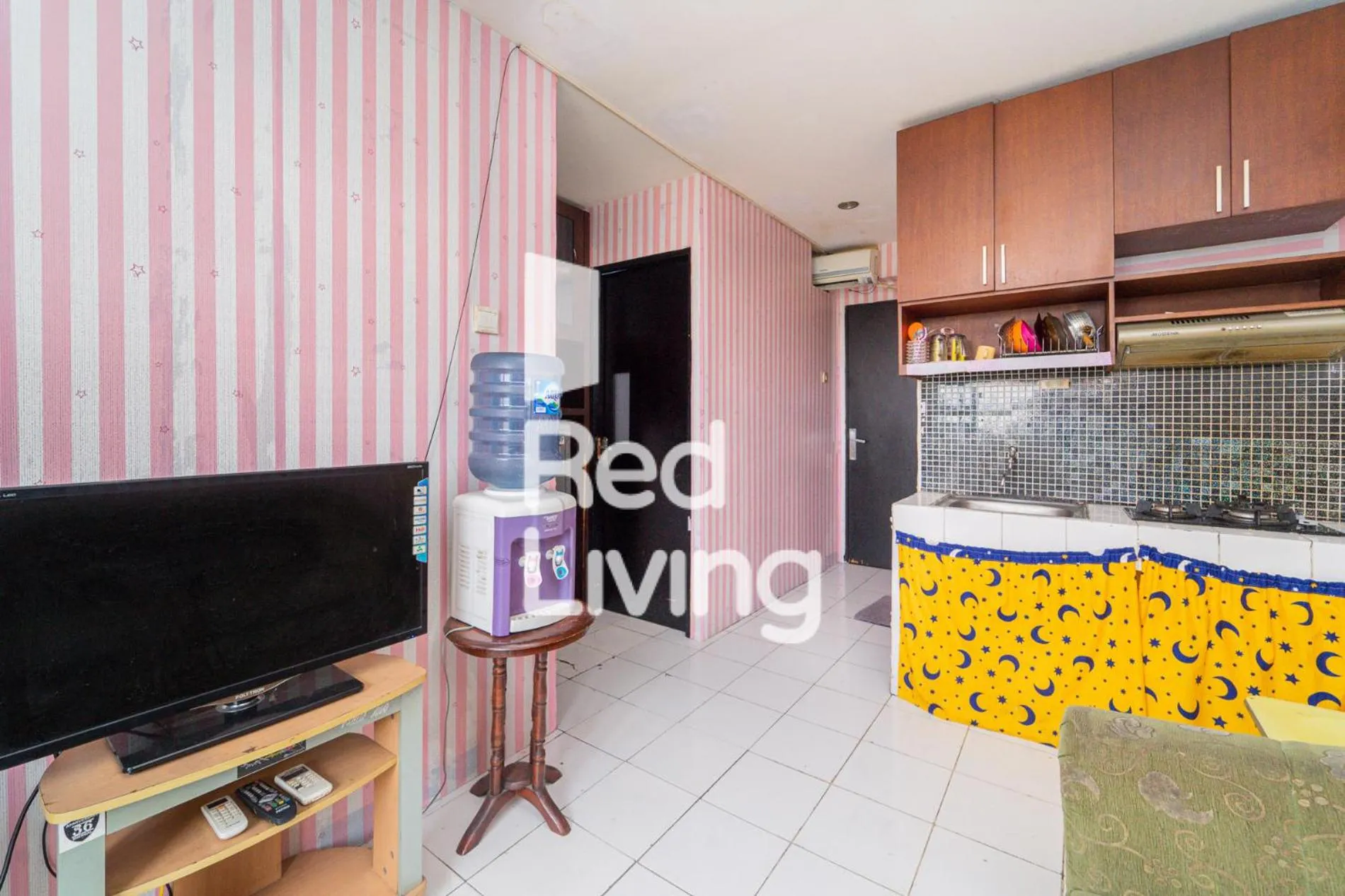 Communal lounge/ TV room in Apartemen Sentra Timur Residence - D Royal Property Tower Kuning