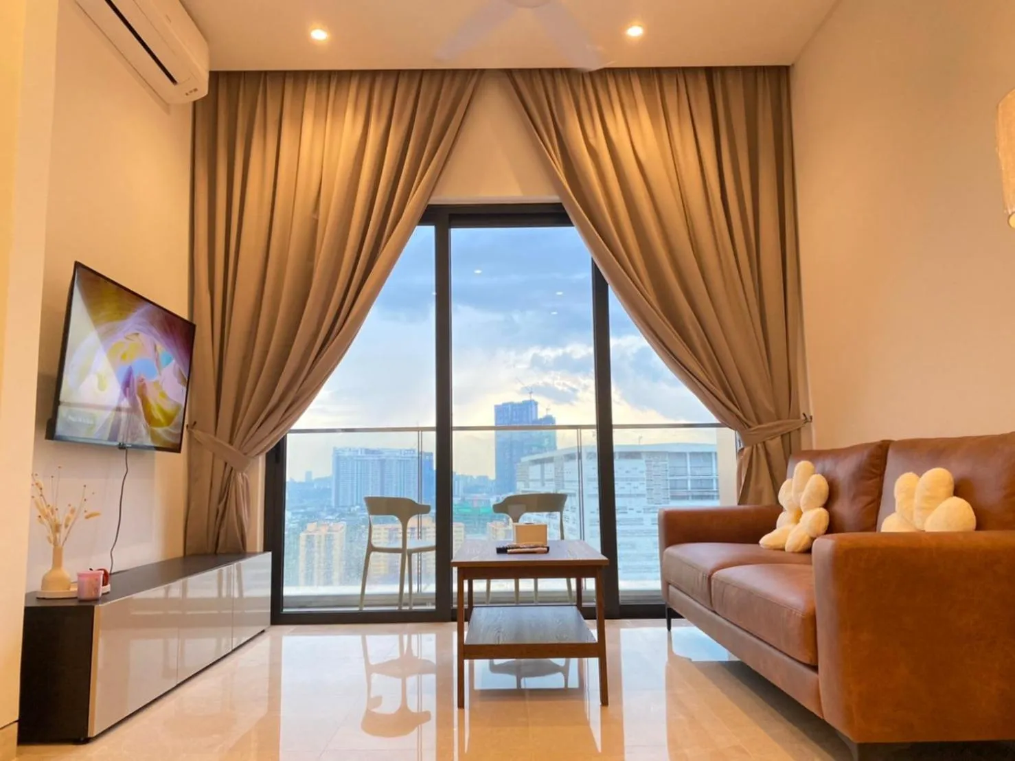 The Dolphin Lucentia Bukit Bintang KLCC Kuala Lumpur