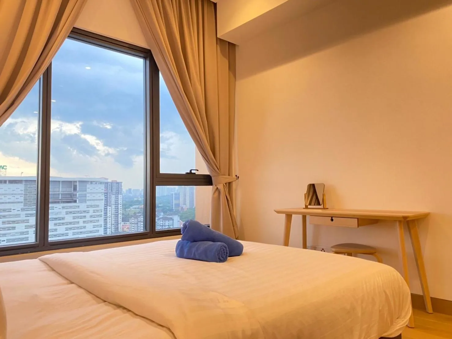 The Dolphin Lucentia Bukit Bintang KLCC Kuala Lumpur