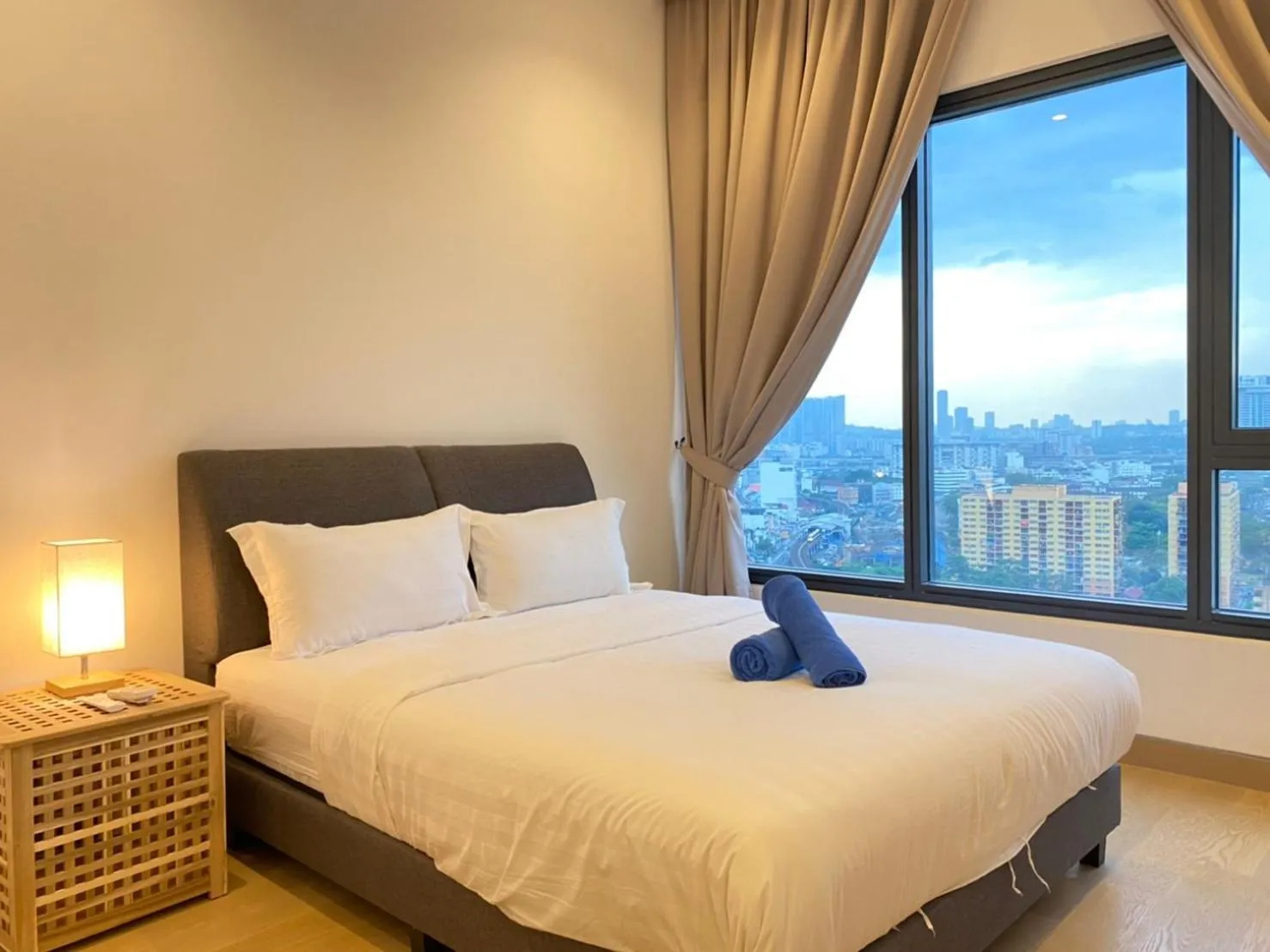 The Dolphin Lucentia Bukit Bintang KLCC Kuala Lumpur