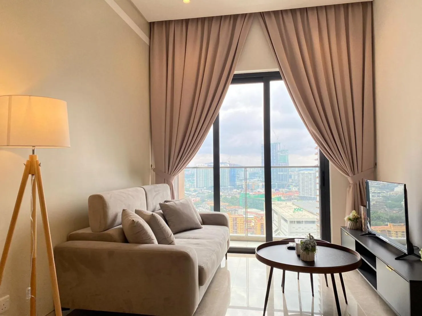 The Dolphin Lucentia Bukit Bintang KLCC Kuala Lumpur