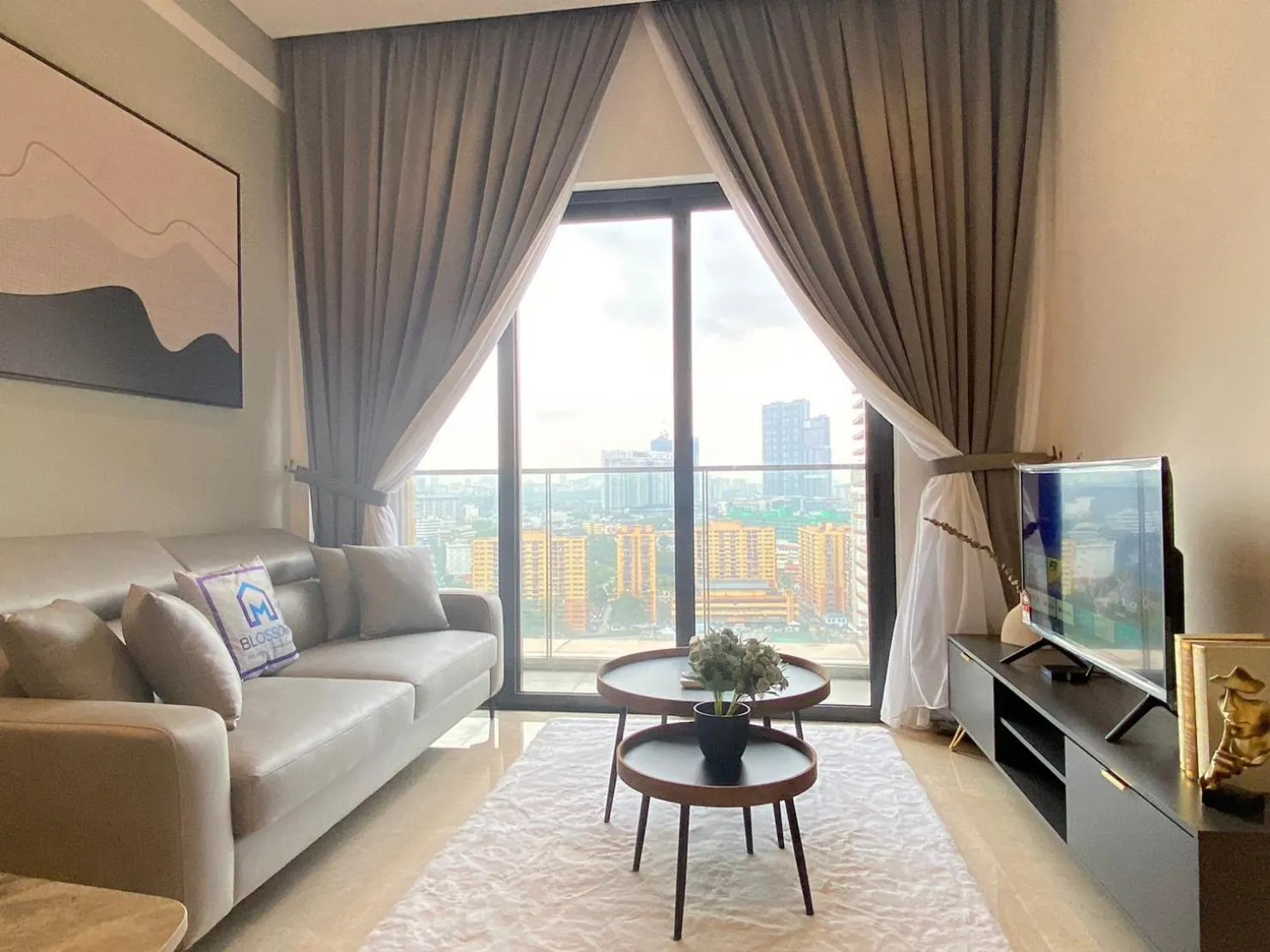 The Dolphin Lucentia Bukit Bintang KLCC Kuala Lumpur