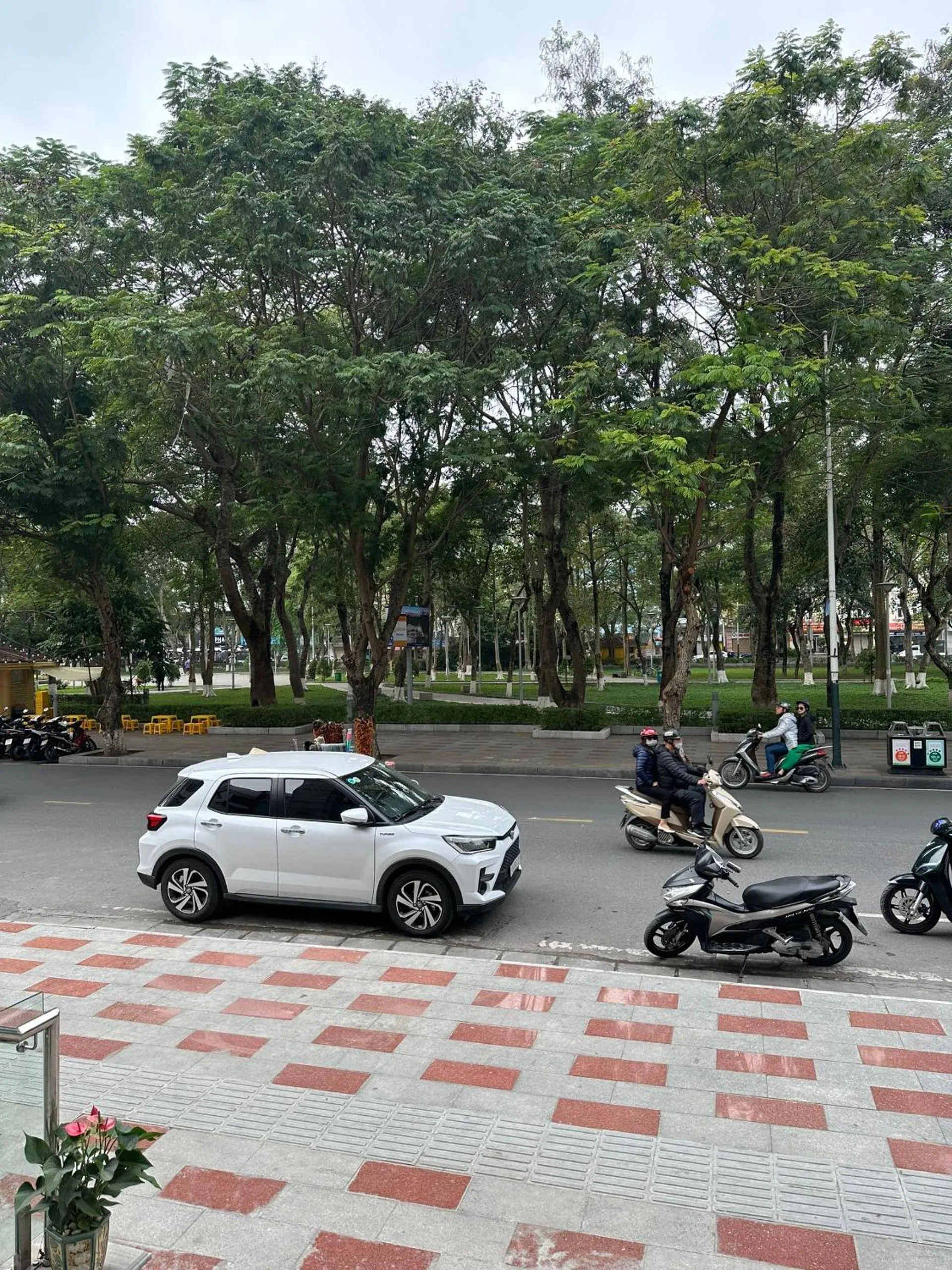 Parking in PH Hotel & Apartment