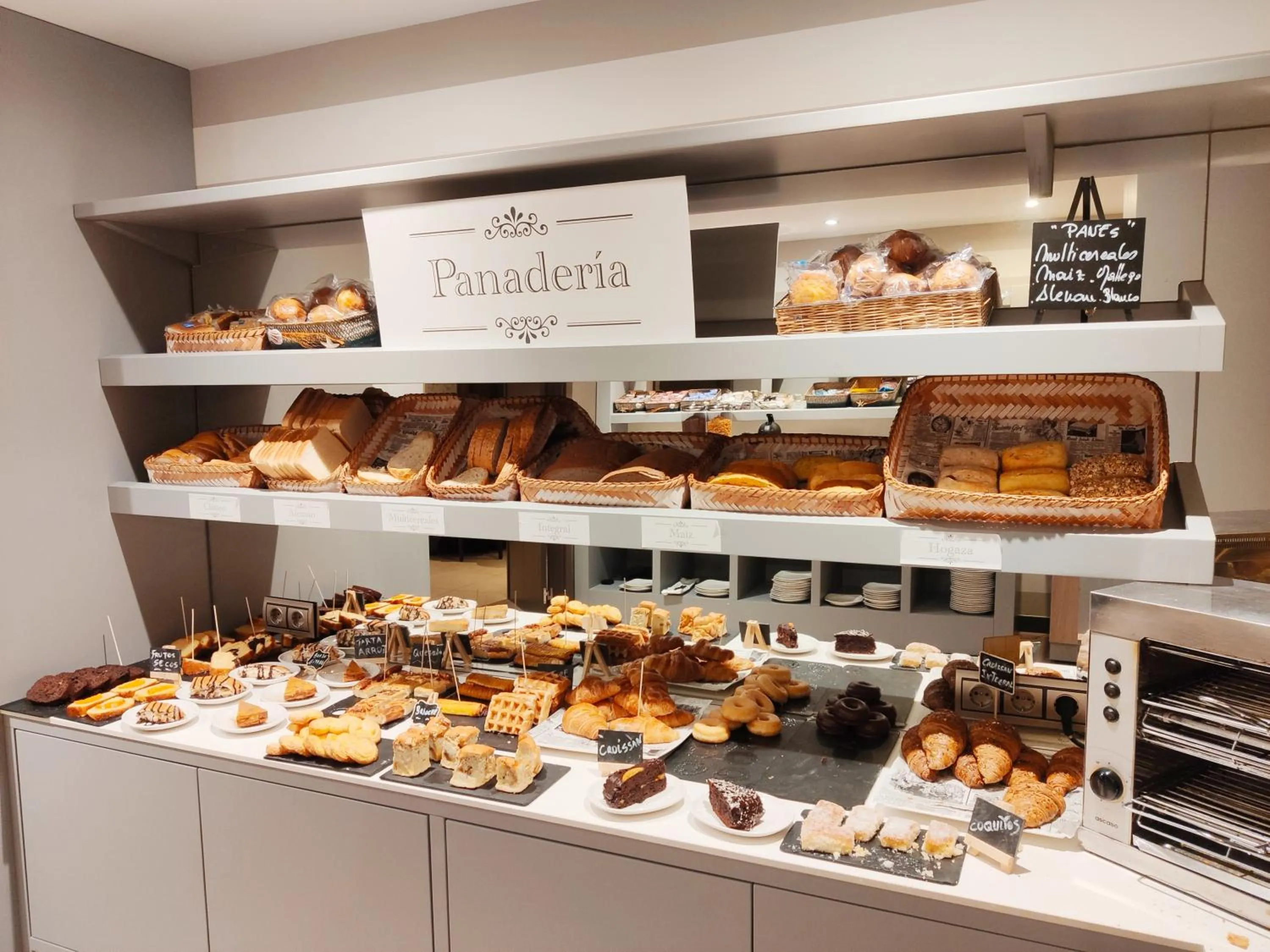 Breakfast in Costa Esmeralda Suites