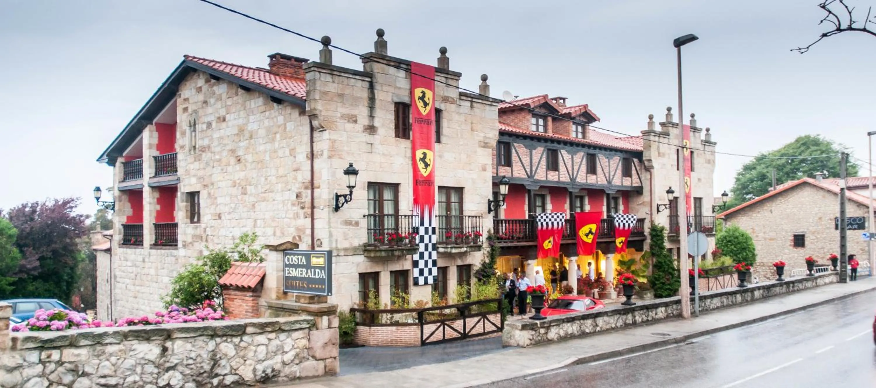 Facade/entrance in Costa Esmeralda Suites