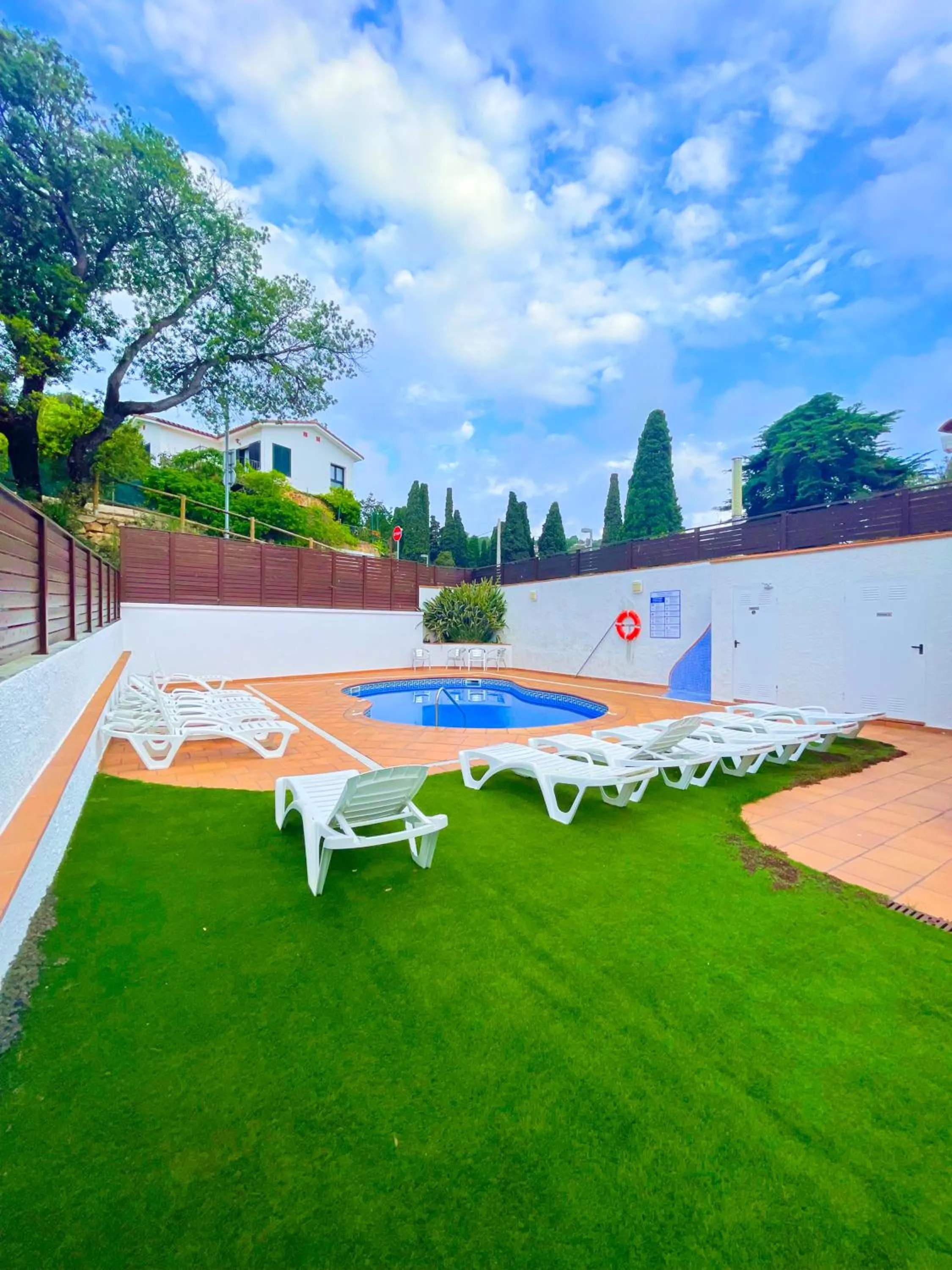 Swimming pool in Hotel Turissa