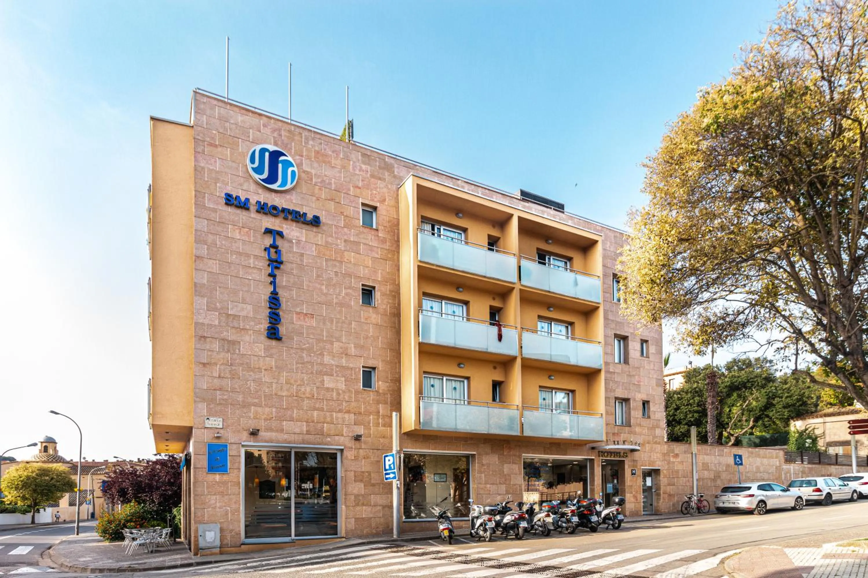 Property building in Hotel Turissa