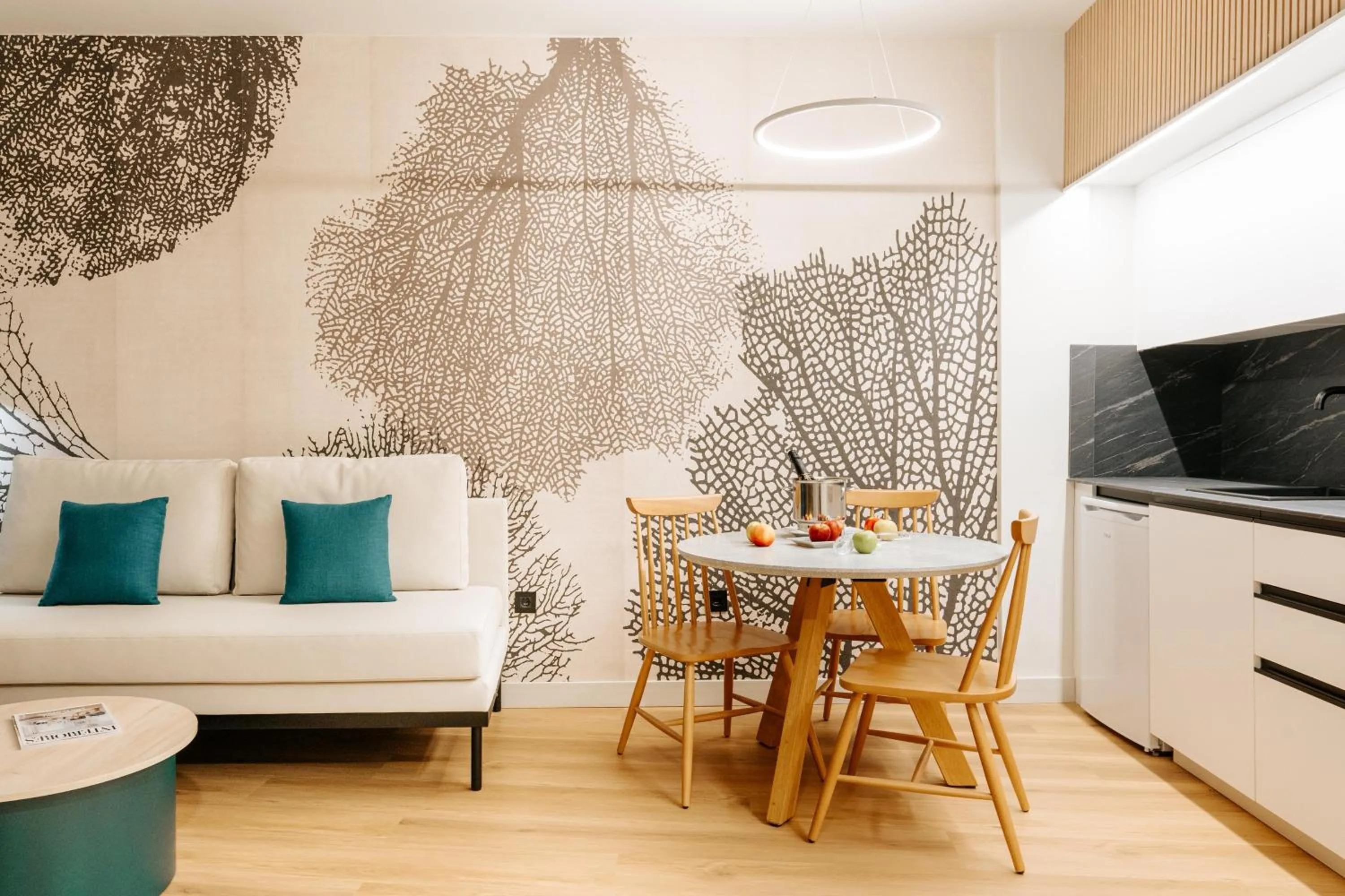 Photo of the whole room in R2 HIGOS BEACH