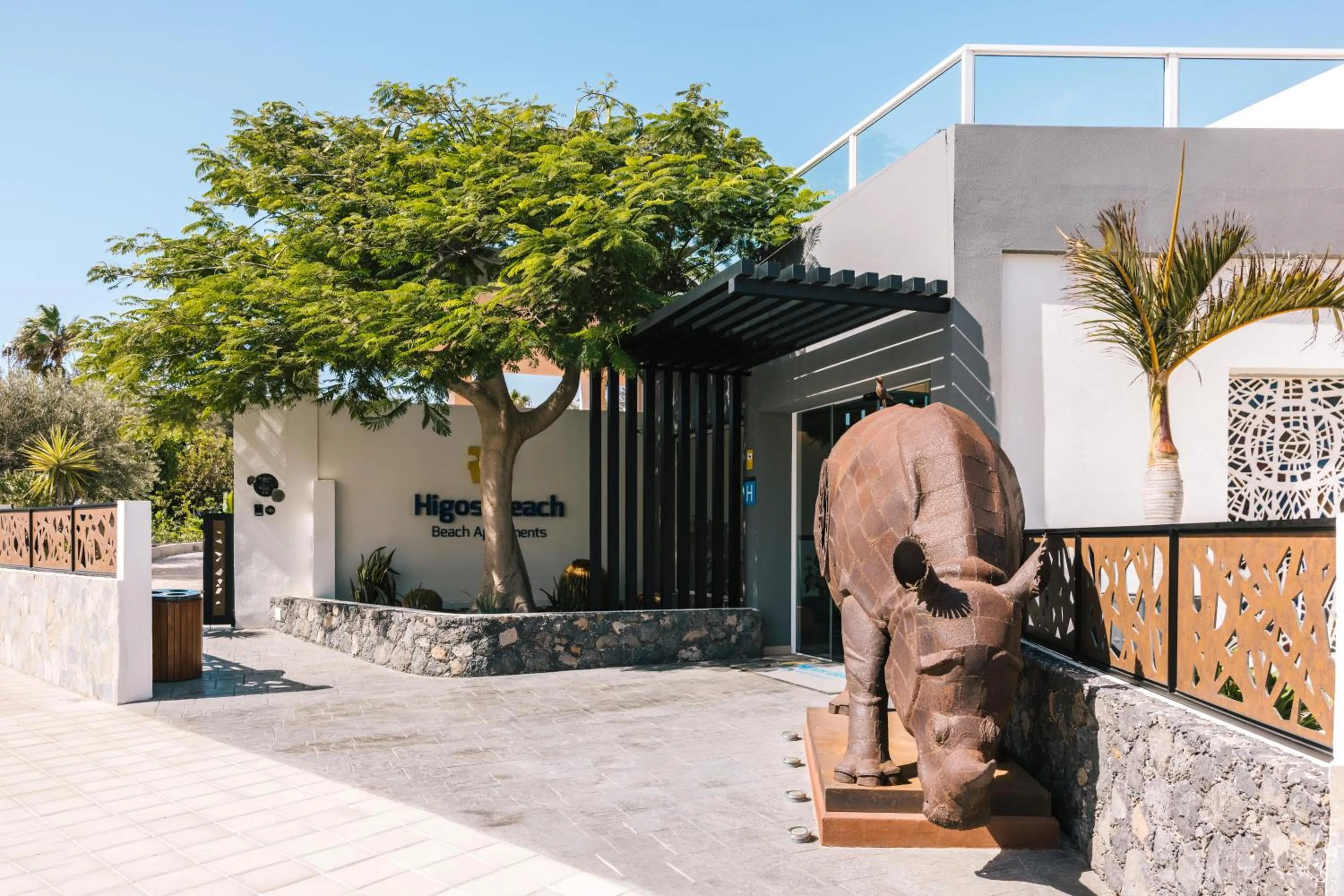 Property building in R2 HIGOS BEACH