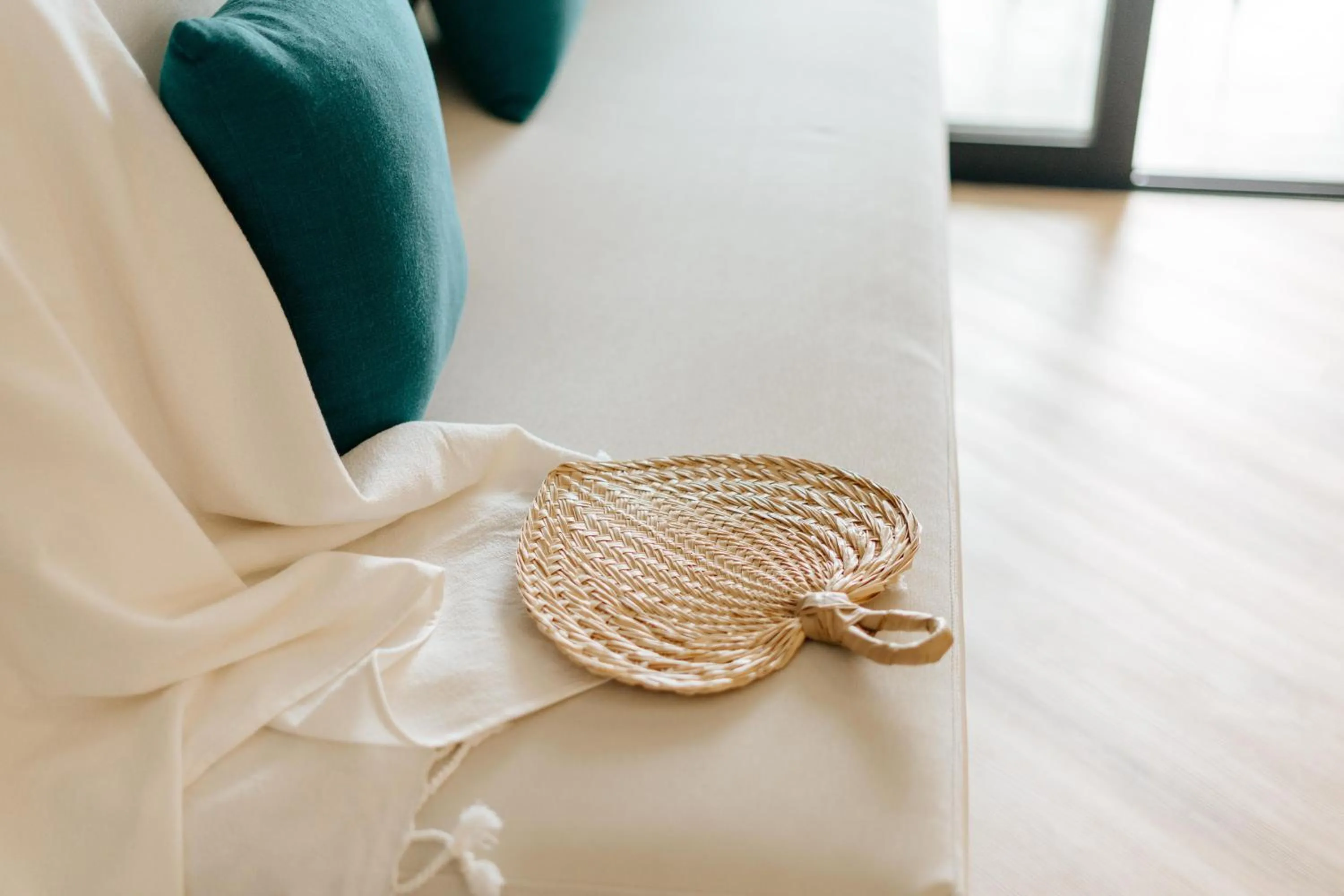 Photo of the whole room in R2 HIGOS BEACH