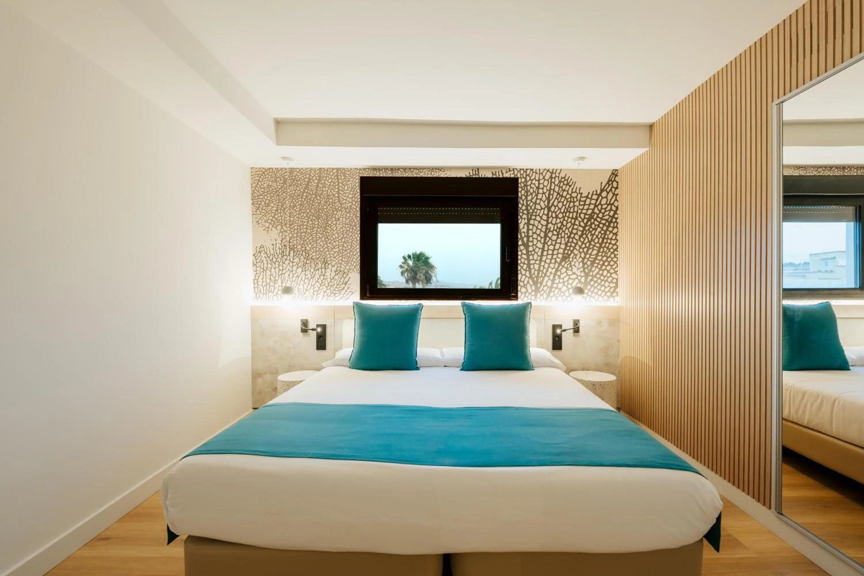 Bed in R2 HIGOS BEACH