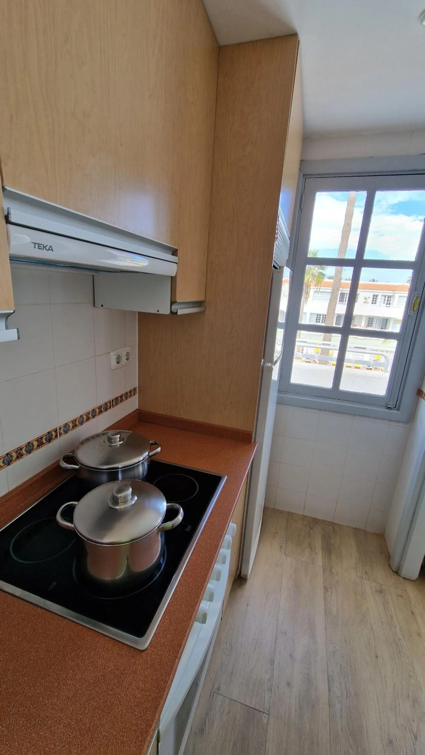 kitchen in Fuentepark Apartments