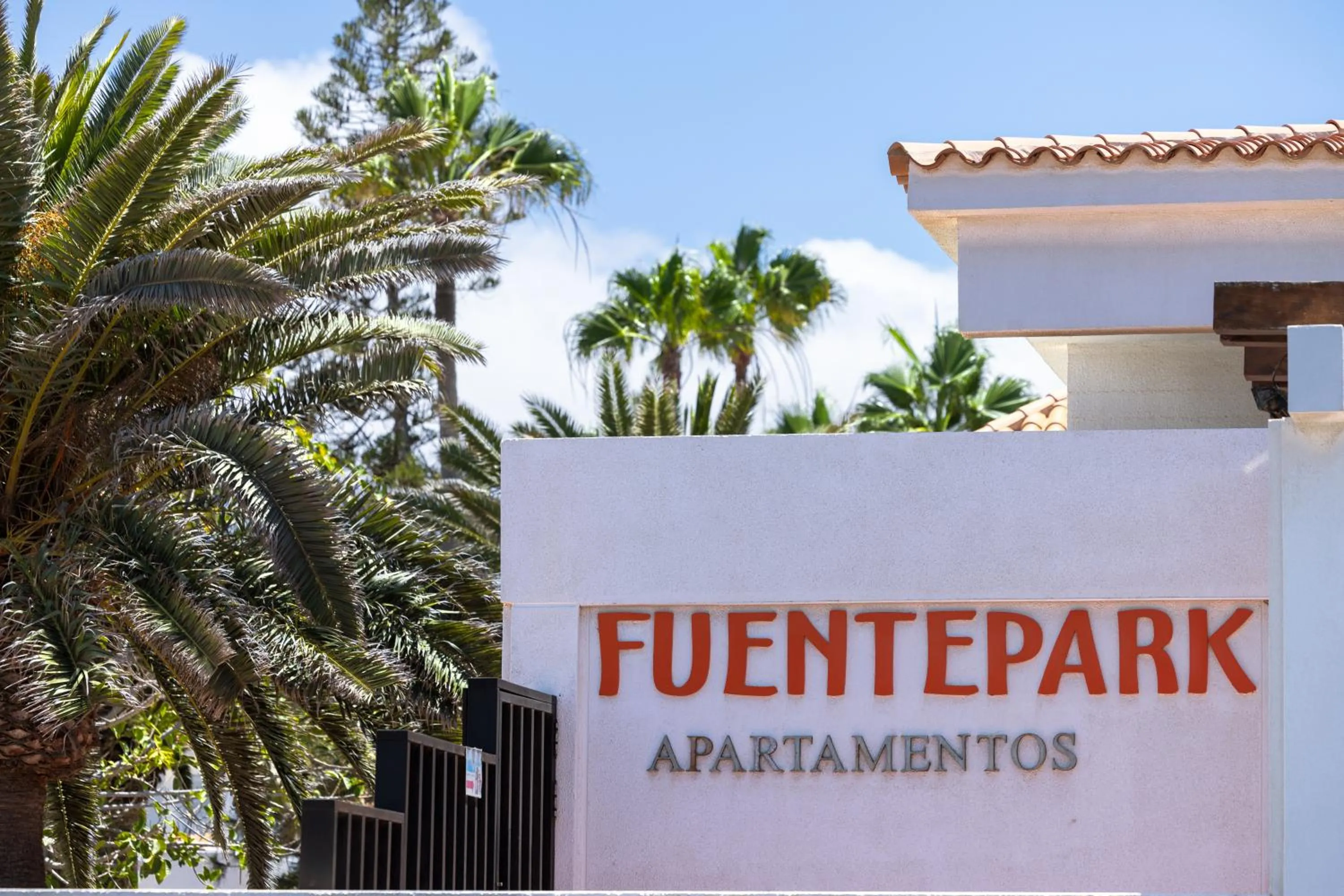 Property building in Fuentepark Apartments