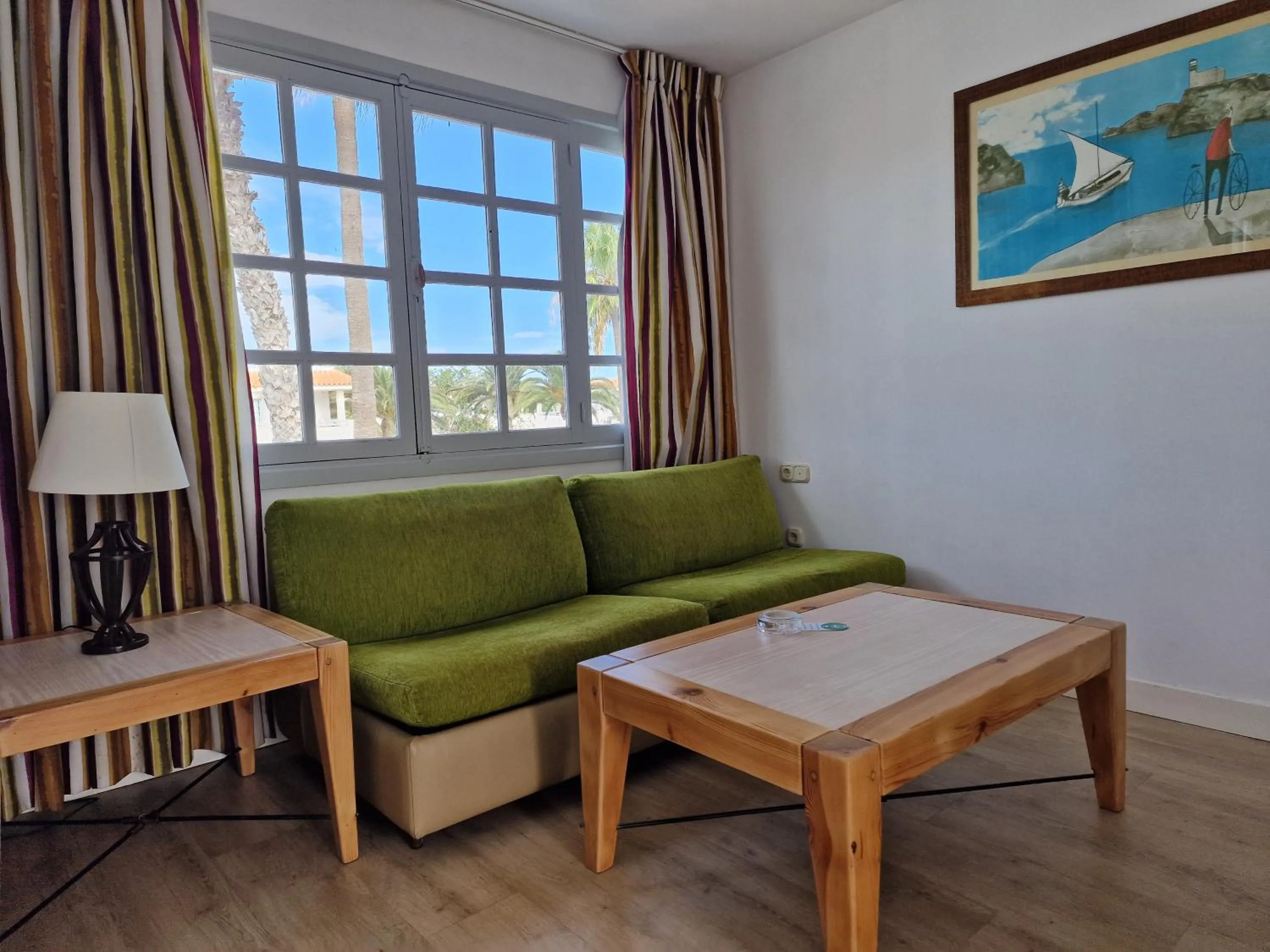 Living room in Fuentepark Apartments