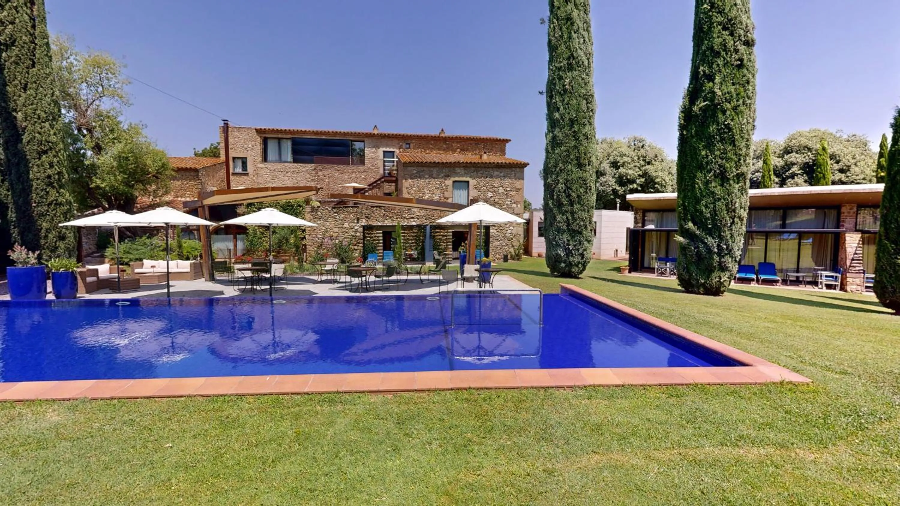 Swimming pool in Arcs De Monells - Adults Only