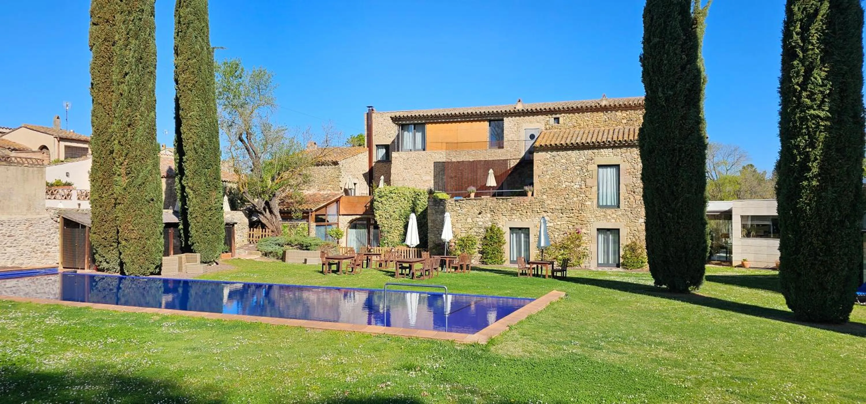 Swimming pool in Arcs De Monells - Adults Only