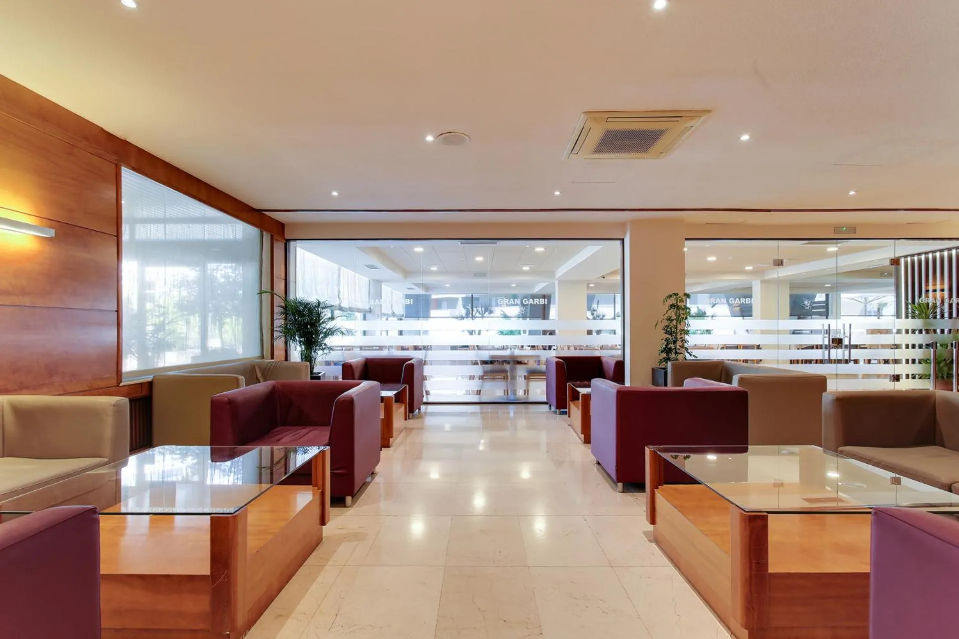 Lobby or reception in Hotel Gran Garbi & AquaSplash