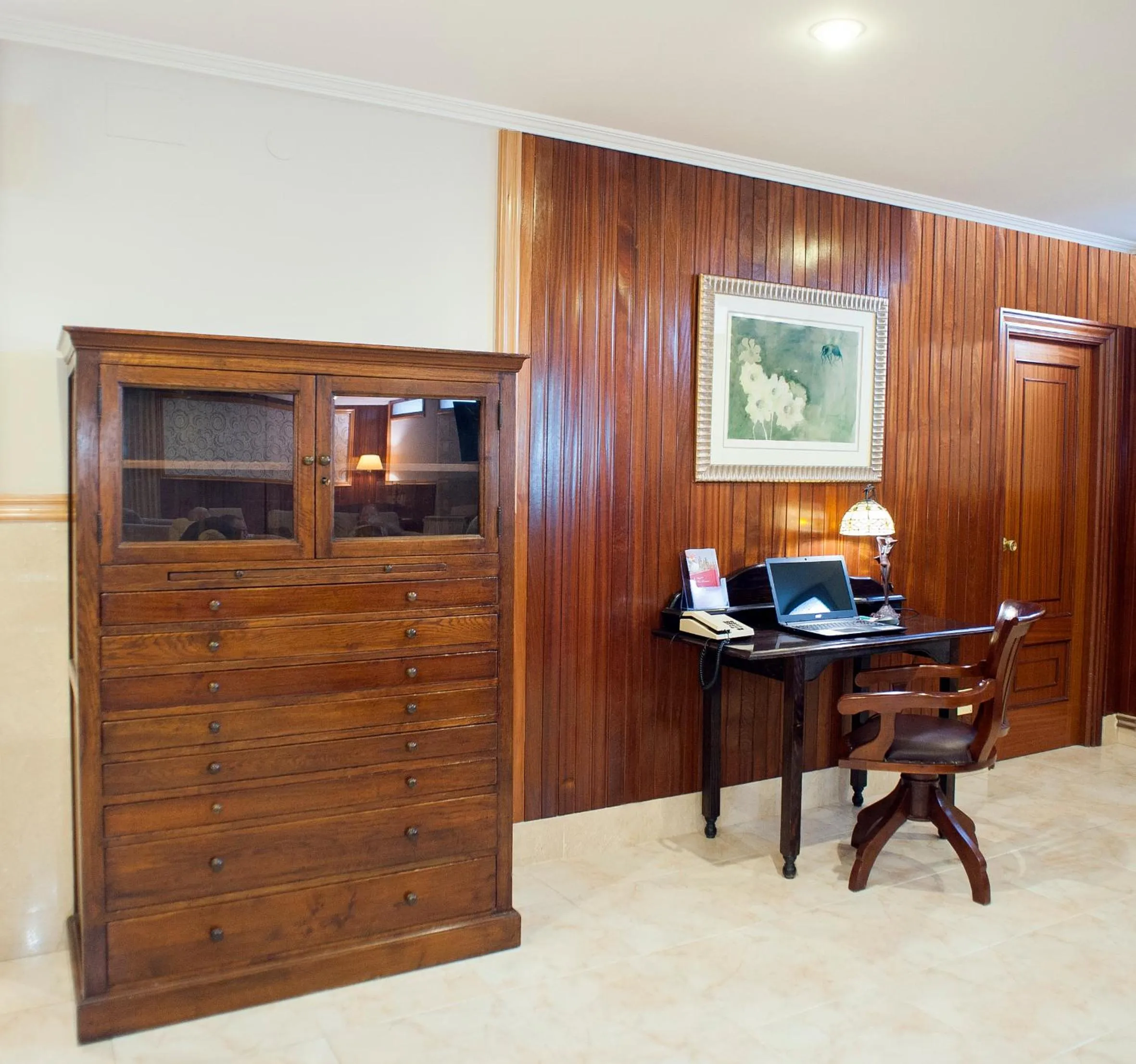 Communal lounge/ TV room in Hotel San Lorenzo