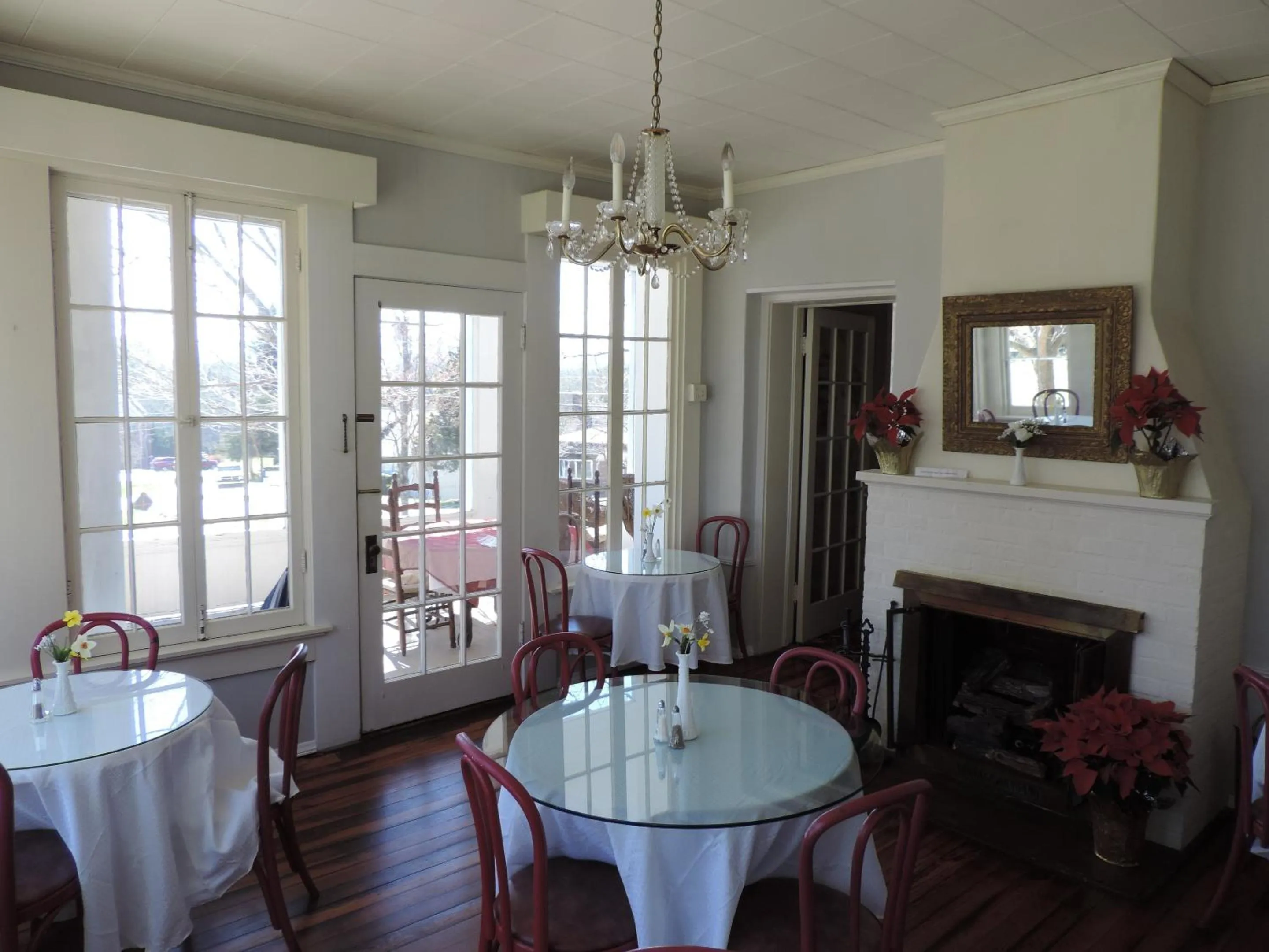 Dining area in Franklin Terrace Bed and Breakfast