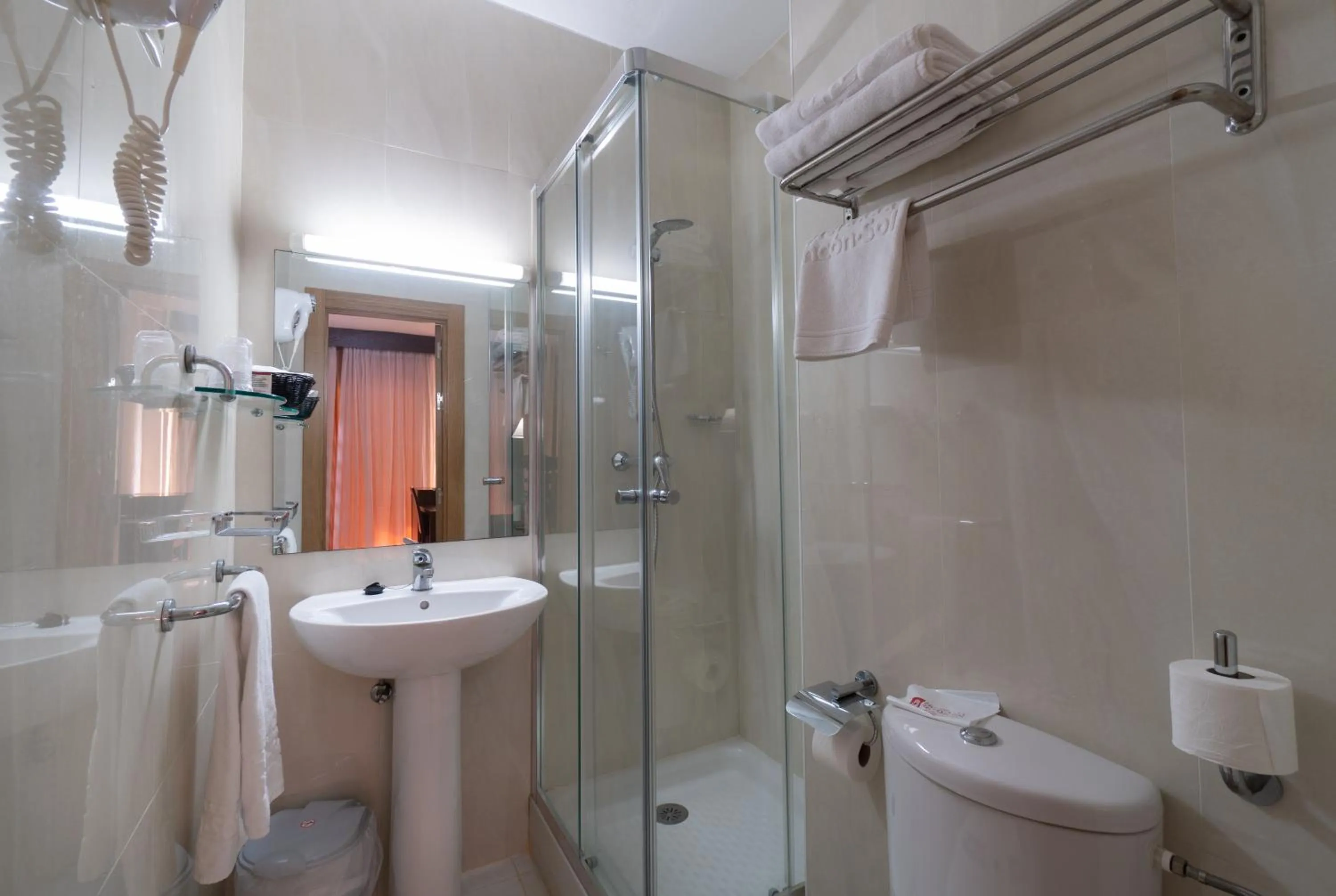 Shower in Rincón Sol