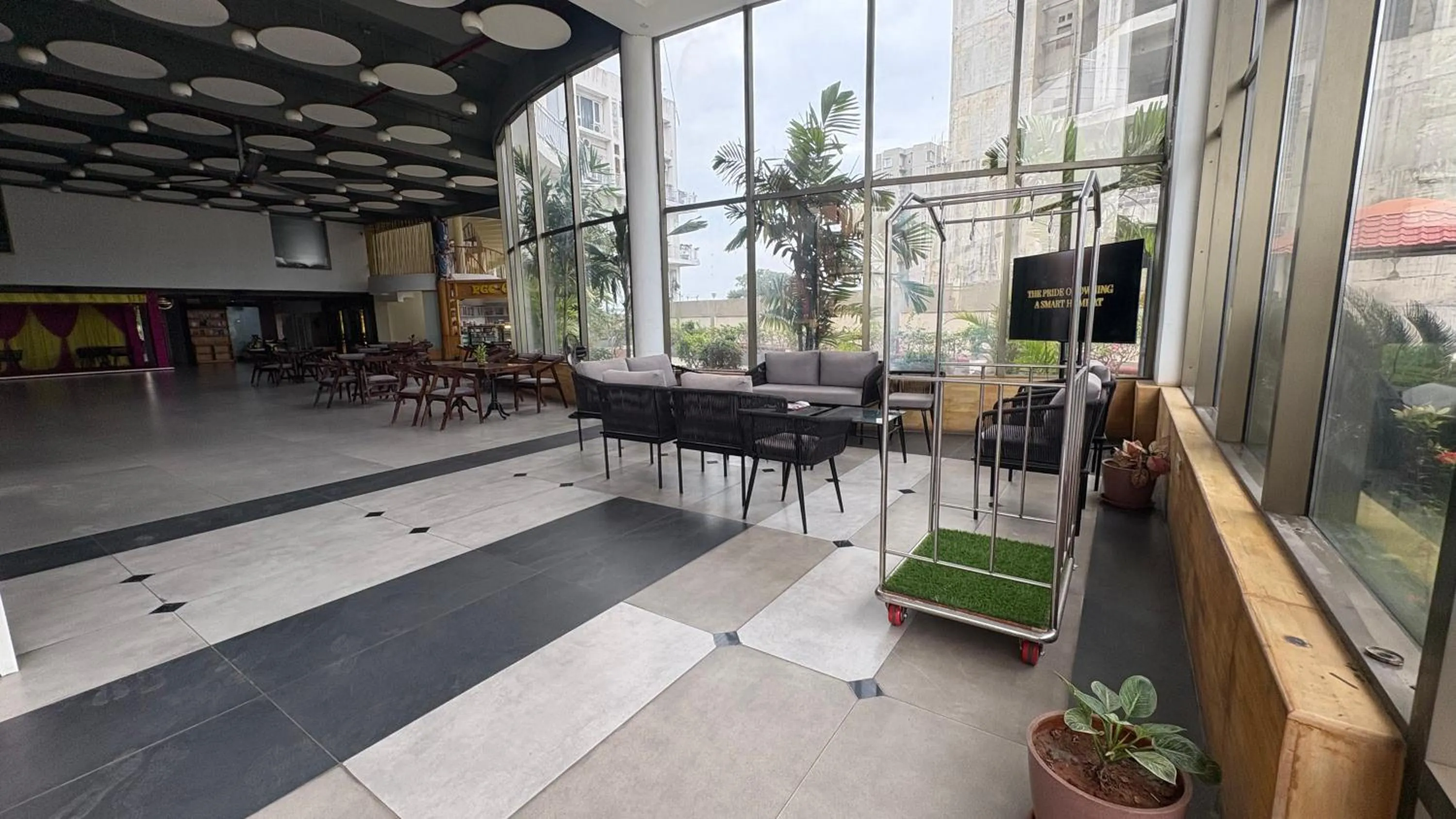 Seating area in PGC Chennai Resort & Club By SSS