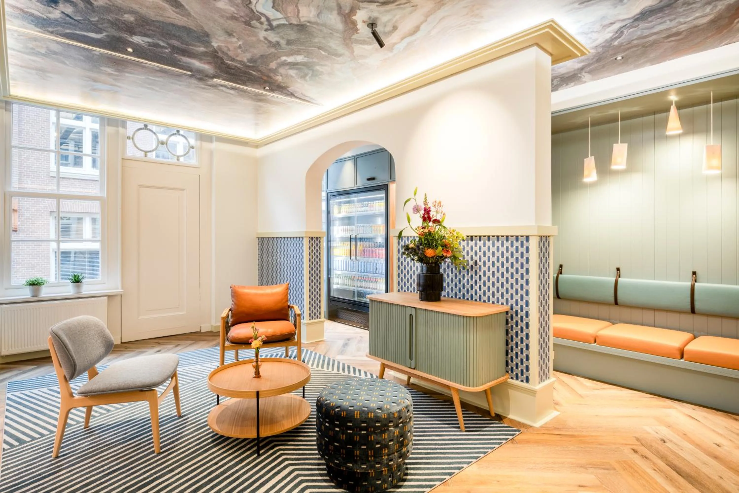 Lounge or bar in Citadines Canal Amsterdam