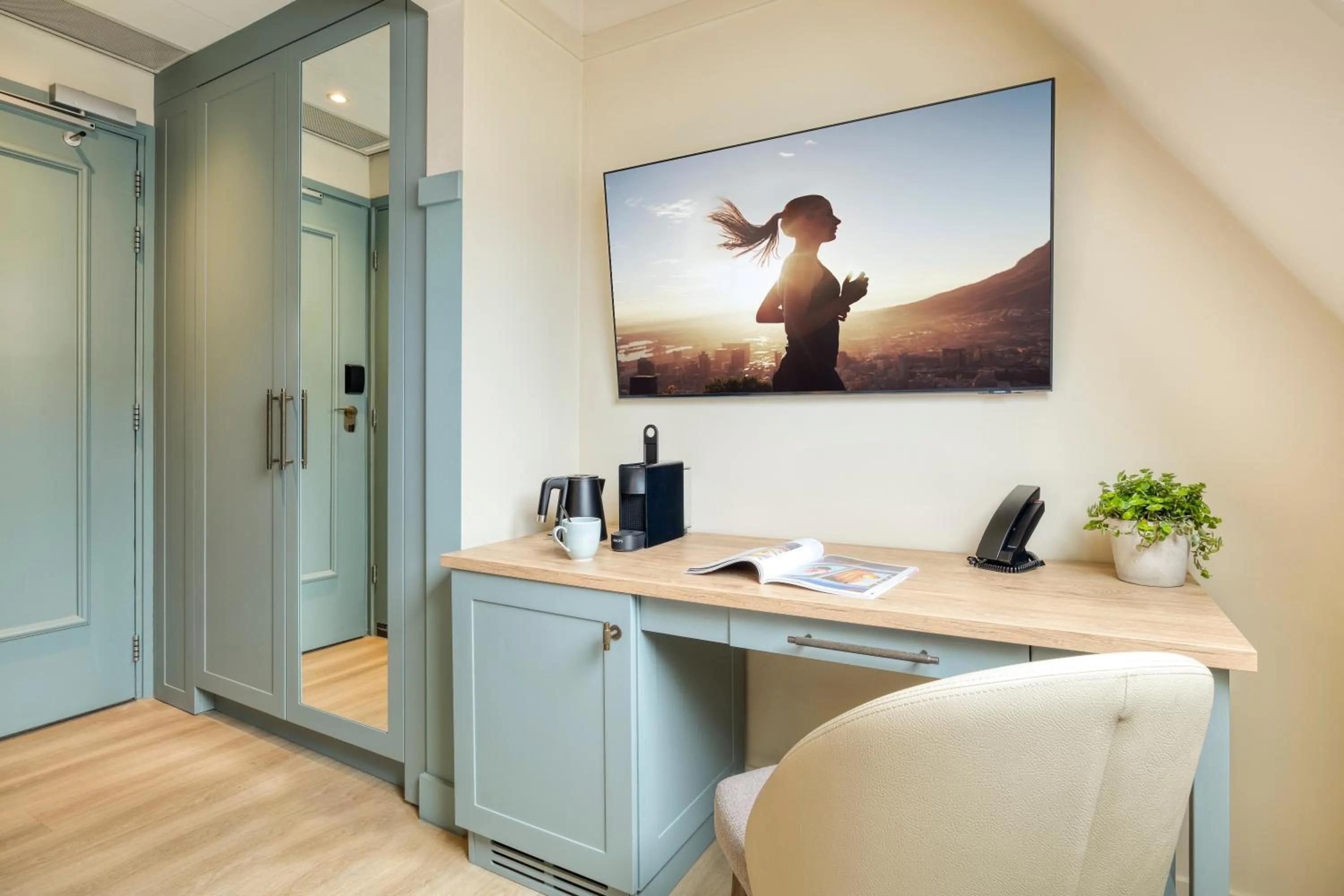 Coffee/tea facilities in Citadines Canal Amsterdam