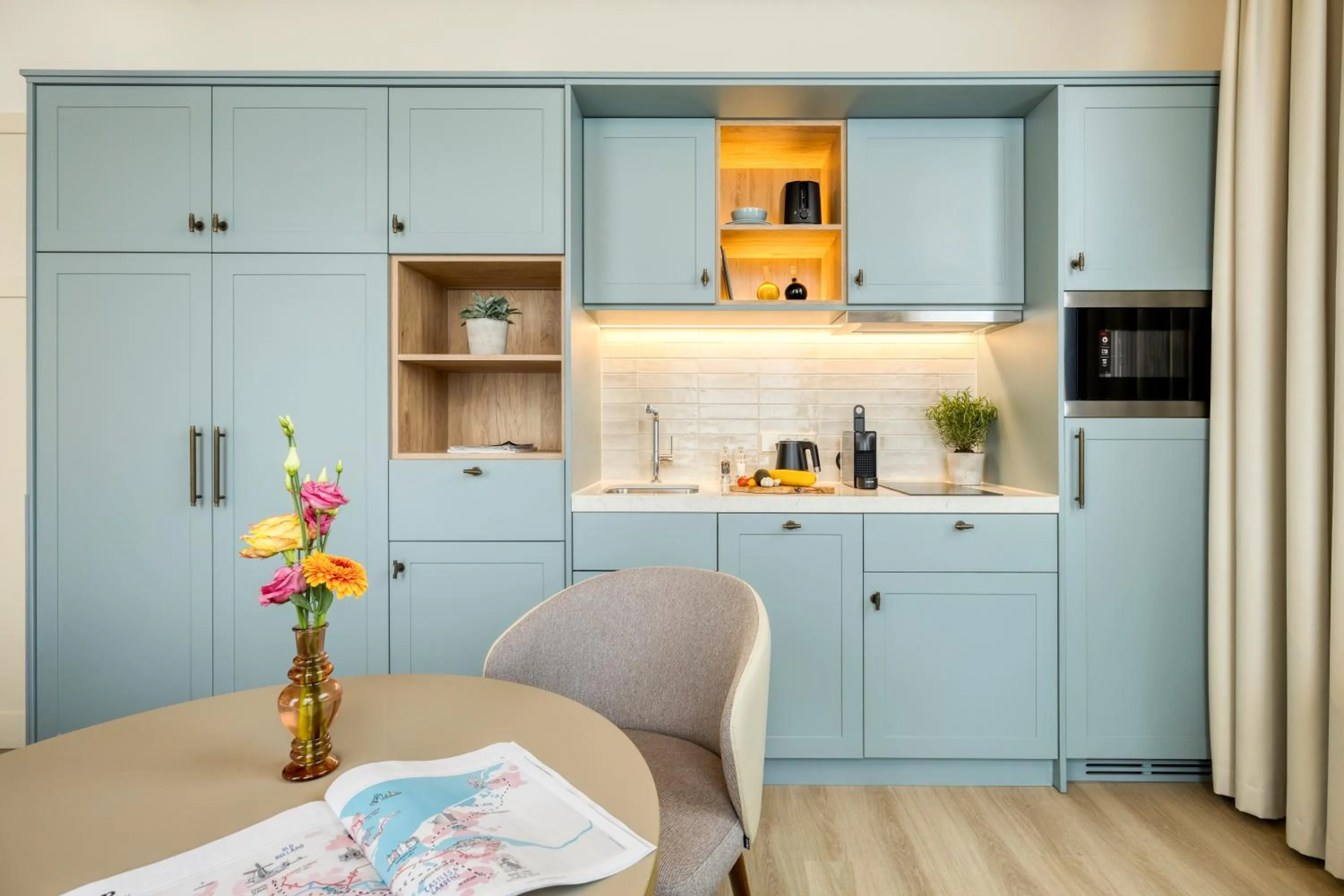 Coffee/tea facilities in Citadines Canal Amsterdam