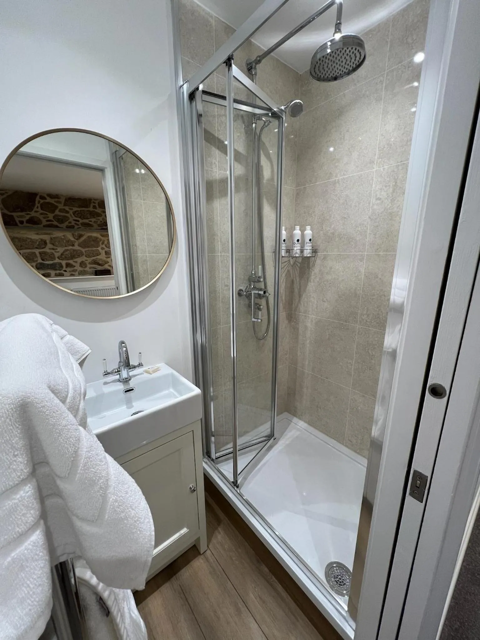 The White House at The Tinners Arms