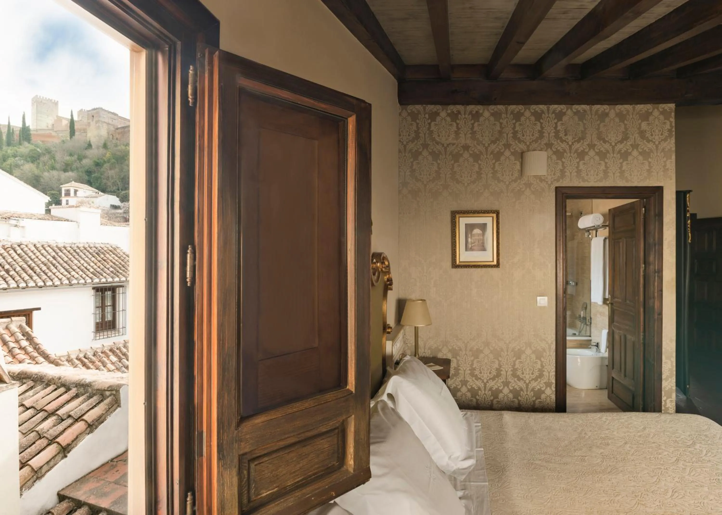 Decorative detail, Bed in Hotel Casa 1800 Granada