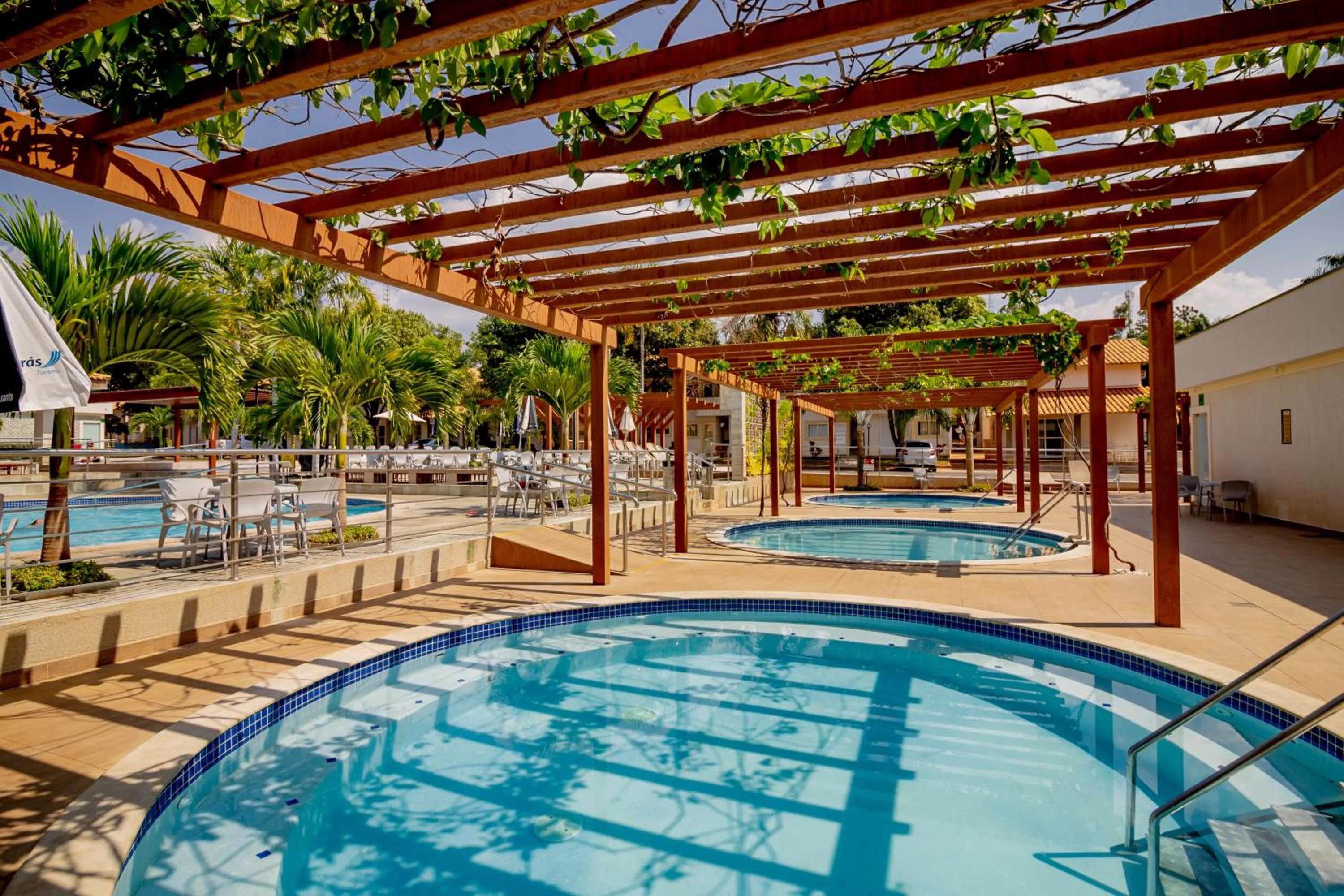 Diroma Resort com um dia no Acqua Park