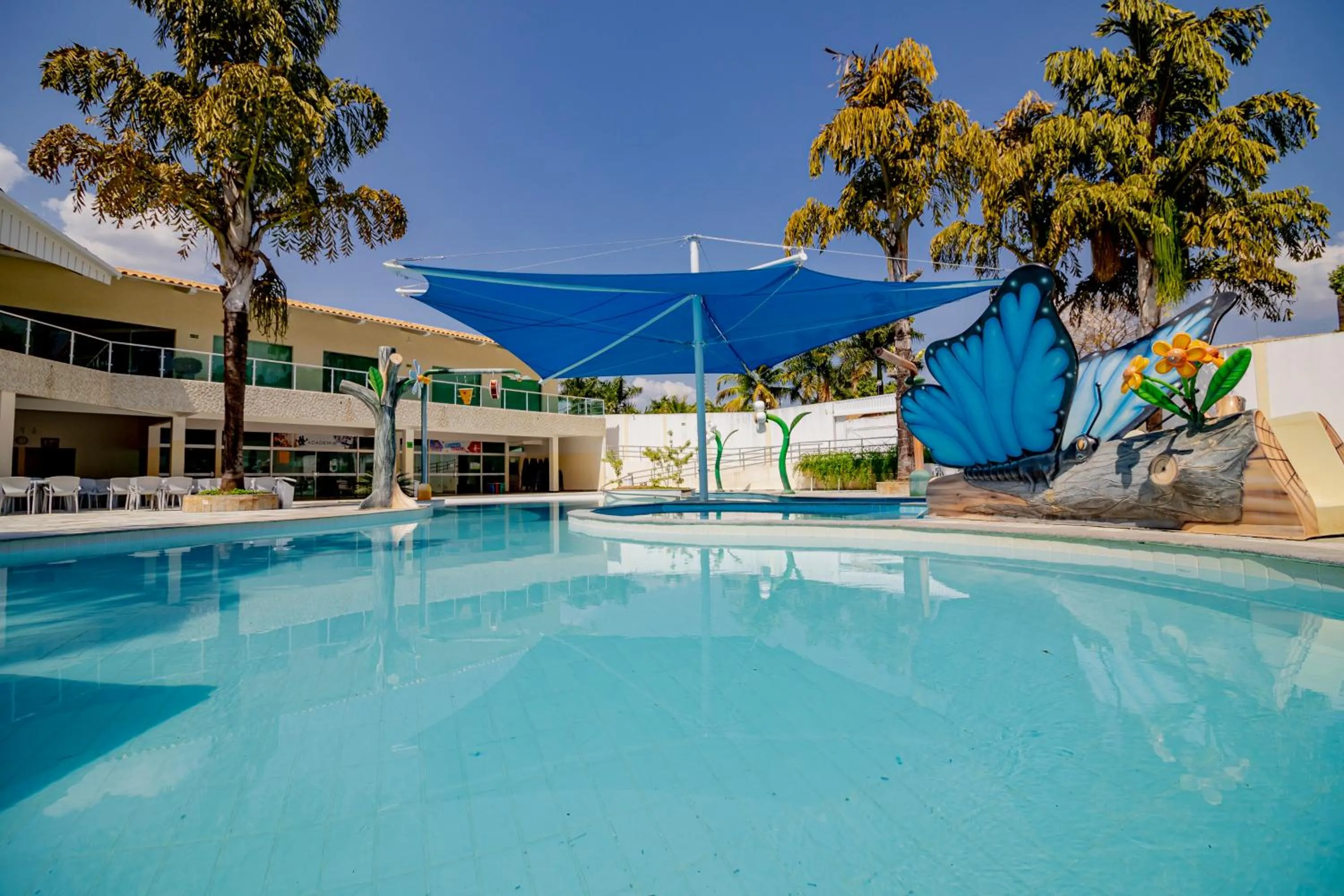 Diroma Resort com um dia no Acqua Park